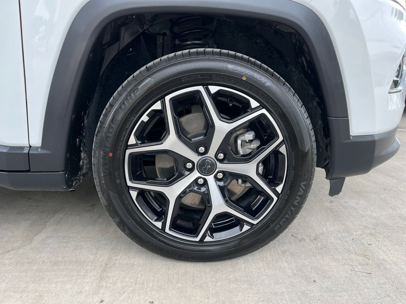 Thumbnail: 2025 Jeep Compass - 30