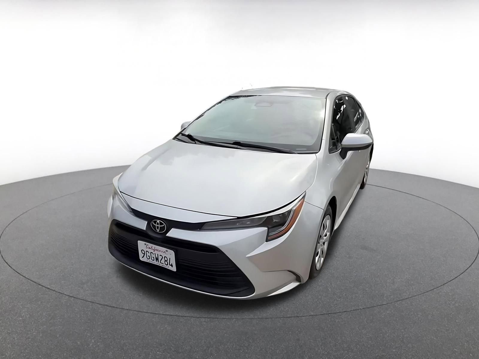 Thumbnail: 2023 Toyota Corolla - 4