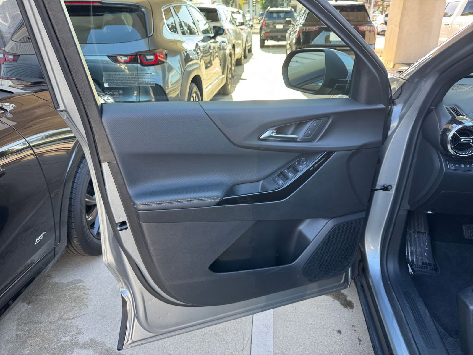 Thumbnail: 2025 Chevrolet Equinox - 20