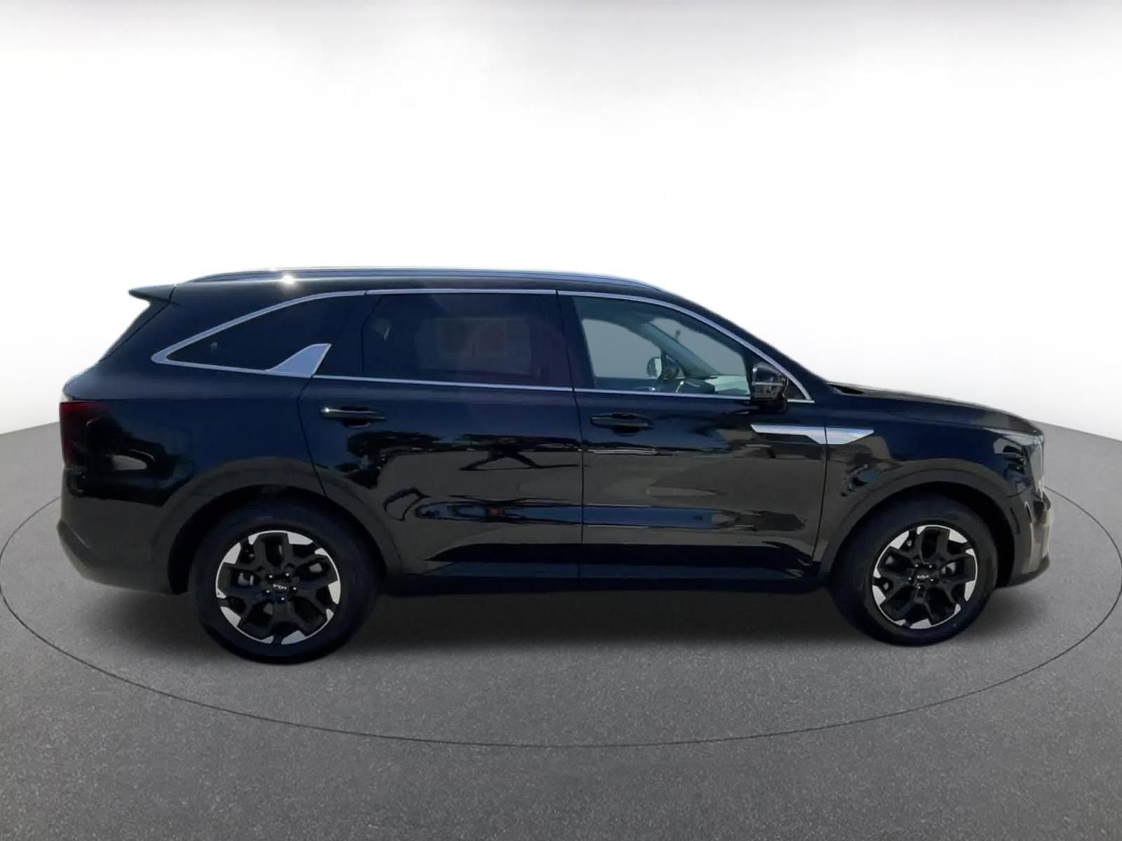 Thumbnail: 2024 Kia Sorento - 16