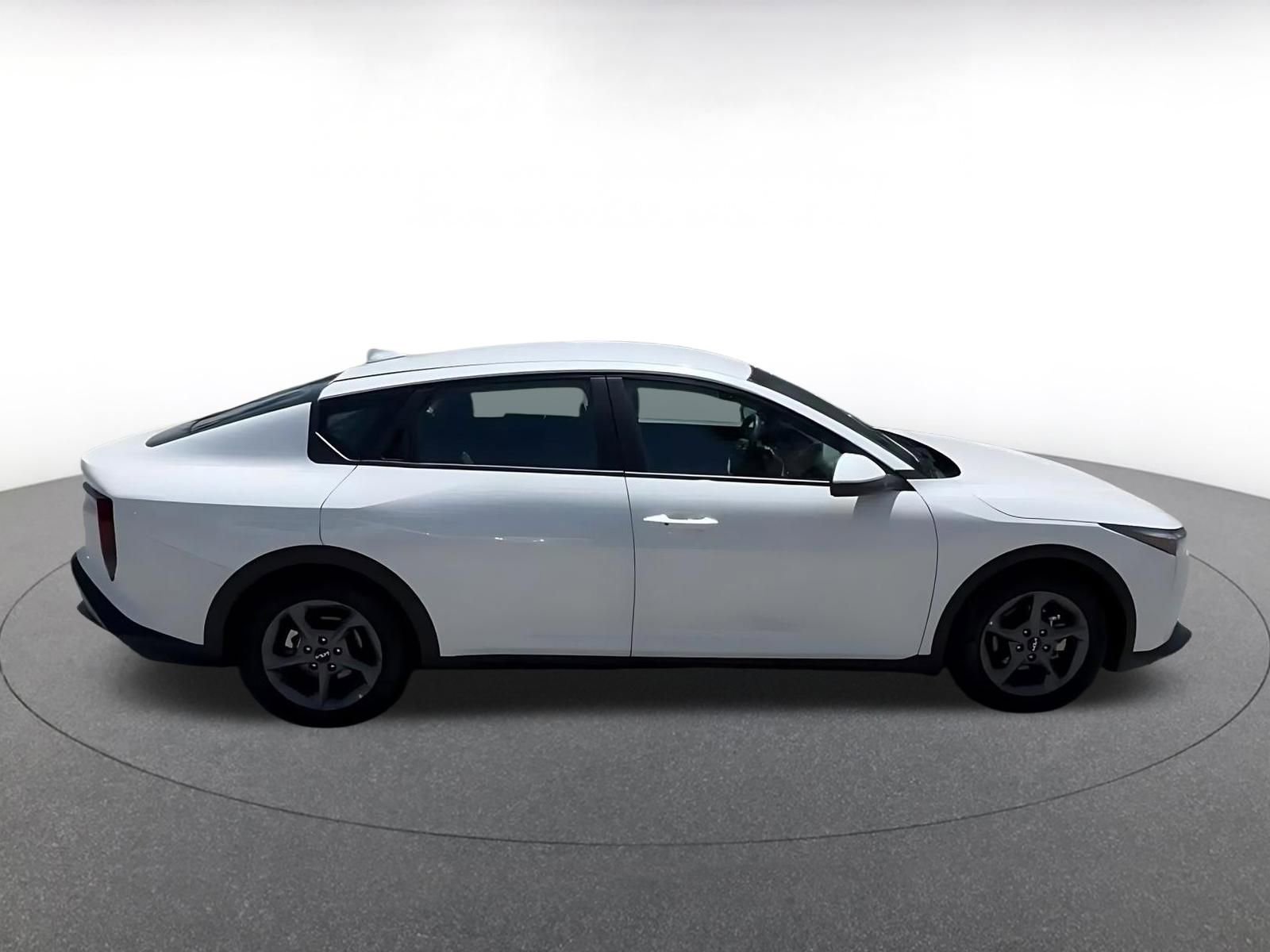 Thumbnail: 2025 Kia K4 - 16