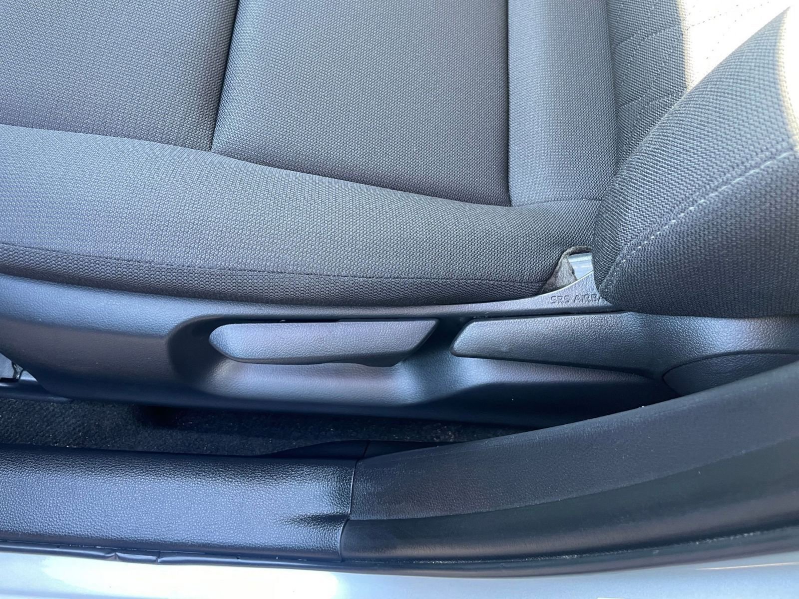 Thumbnail: 2025 Toyota Corolla - 23