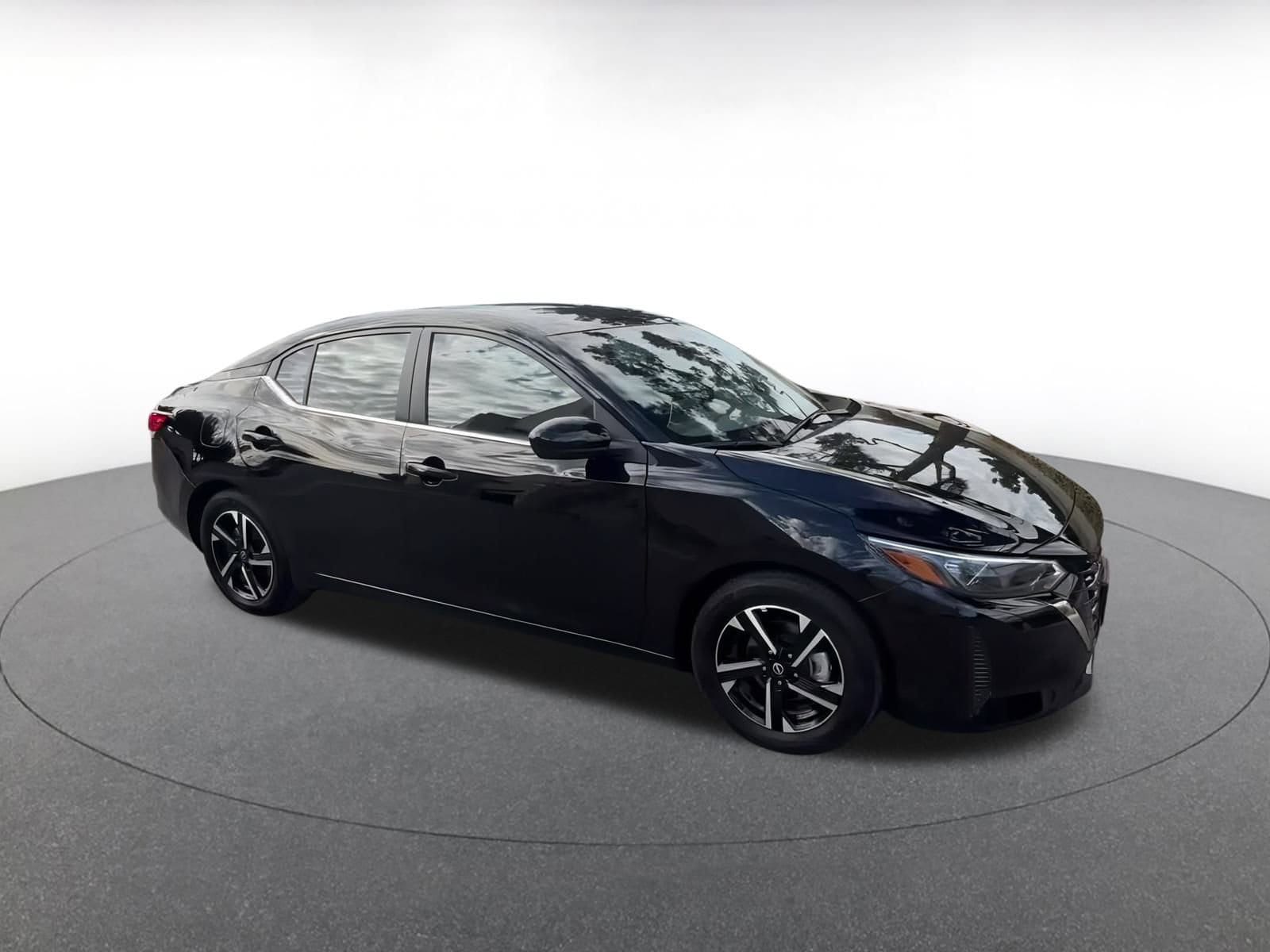 Thumbnail: 2025 Nissan Sentra - 2
