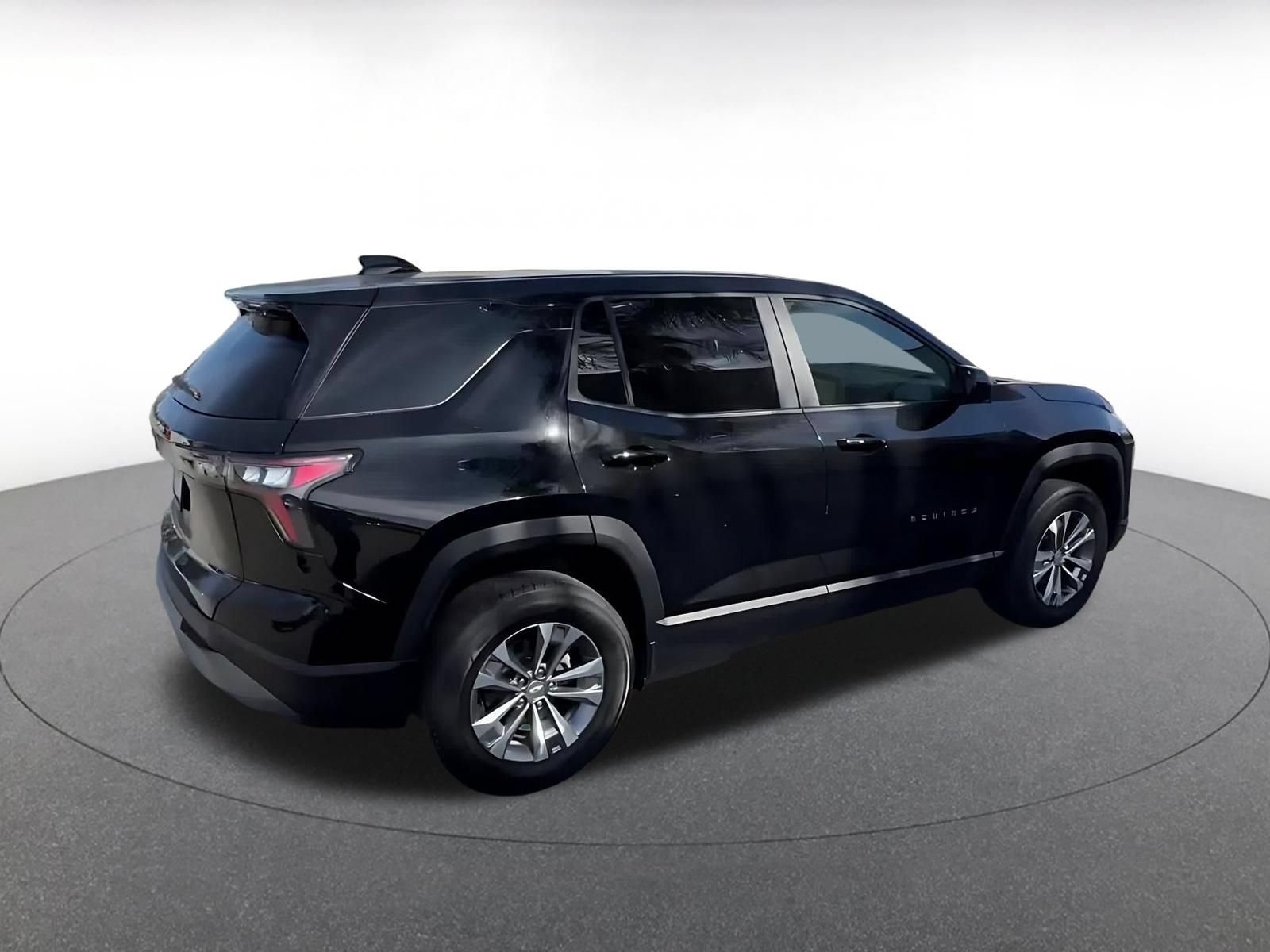 Thumbnail: 2025 Chevrolet Equinox - 15