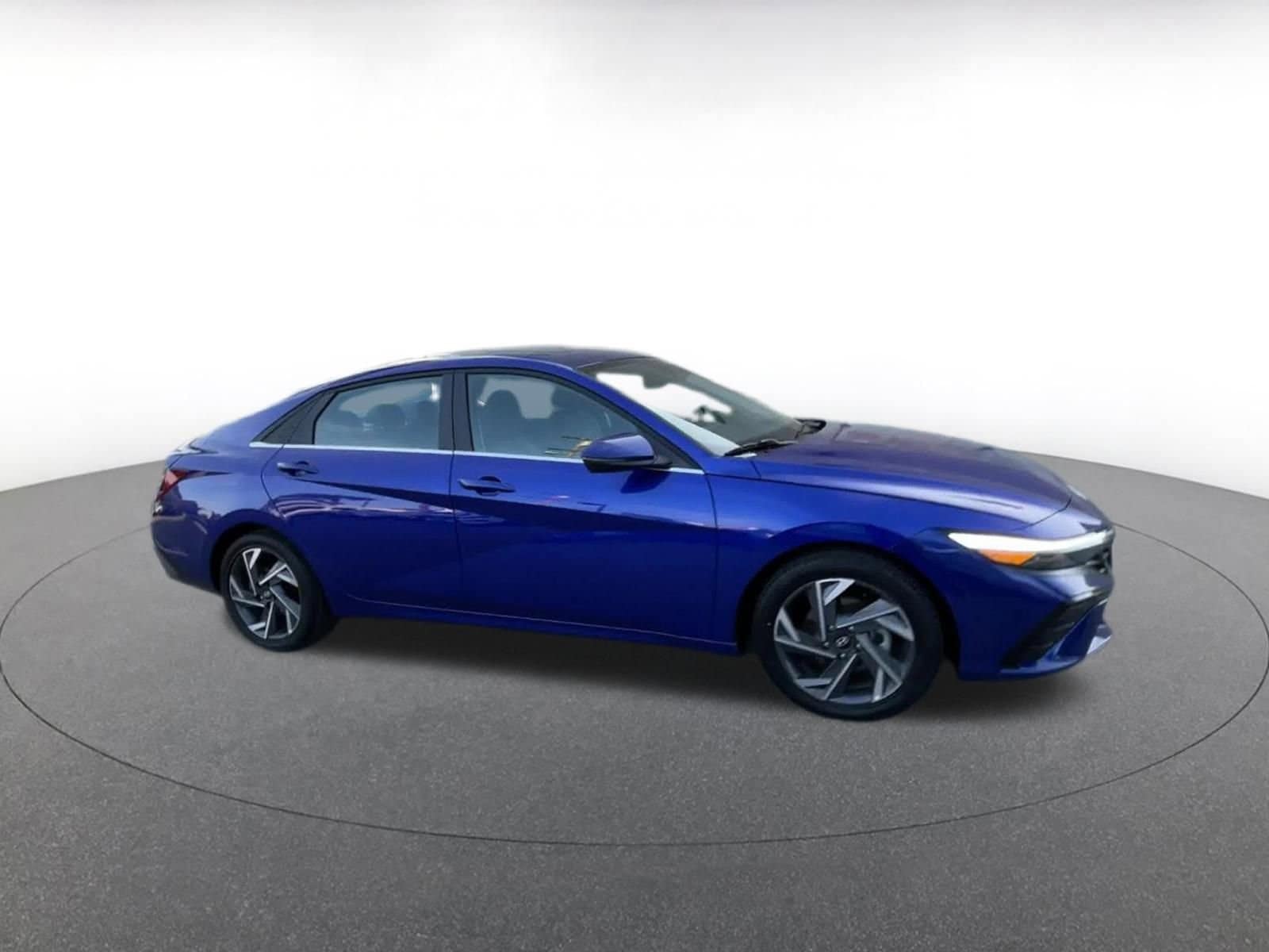 Thumbnail: 2025 Hyundai Elantra - 2