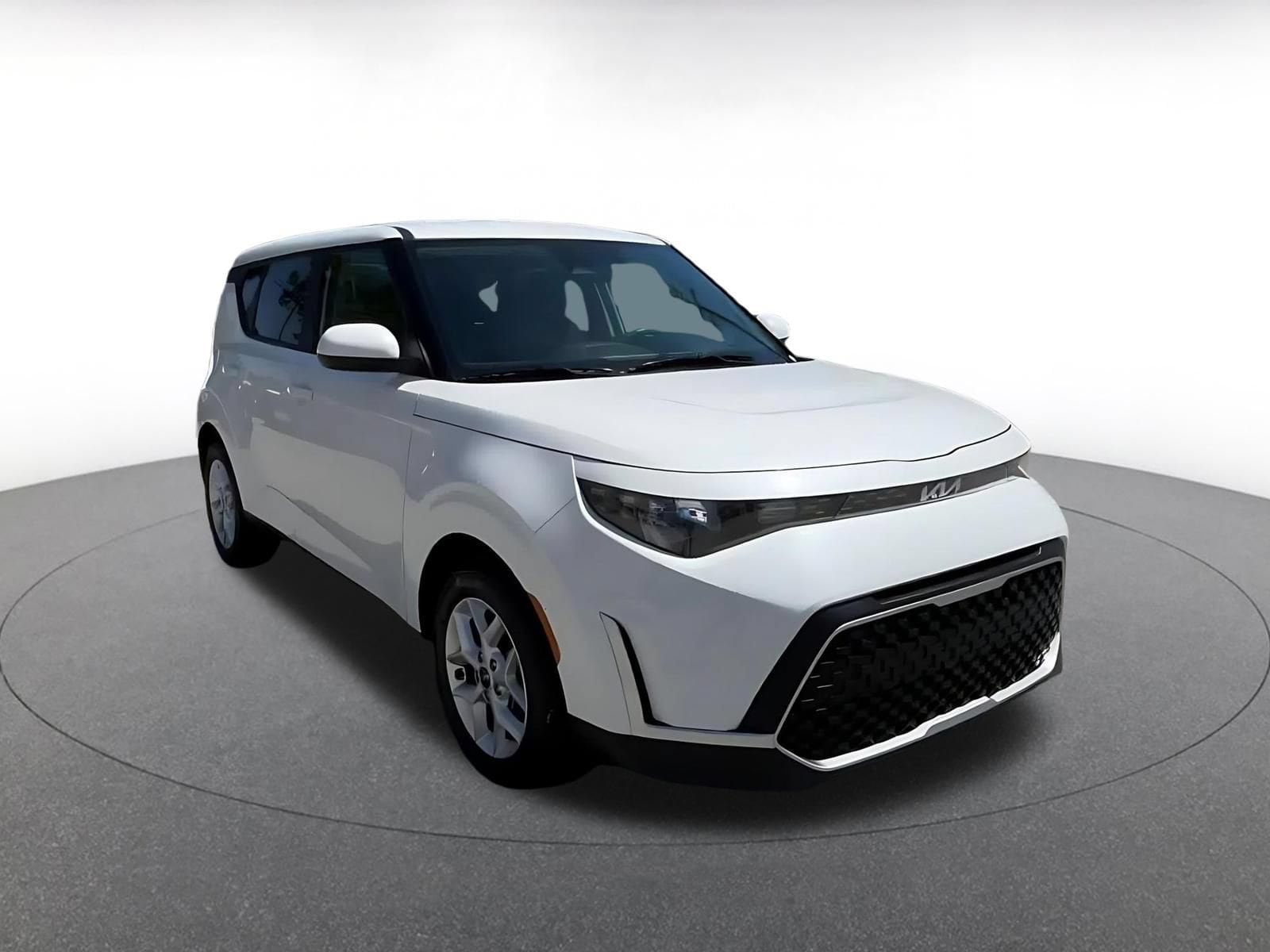 Thumbnail: 2025 Kia Soul - 3