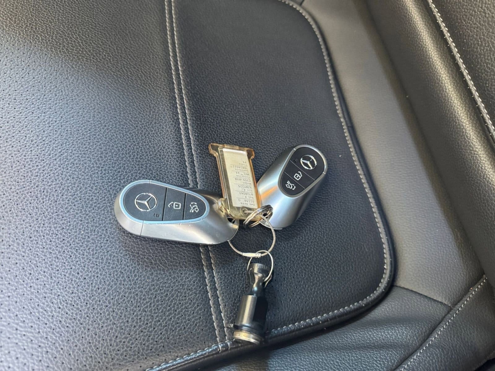 Thumbnail: 2024 Mercedes-Benz C-Class - 22