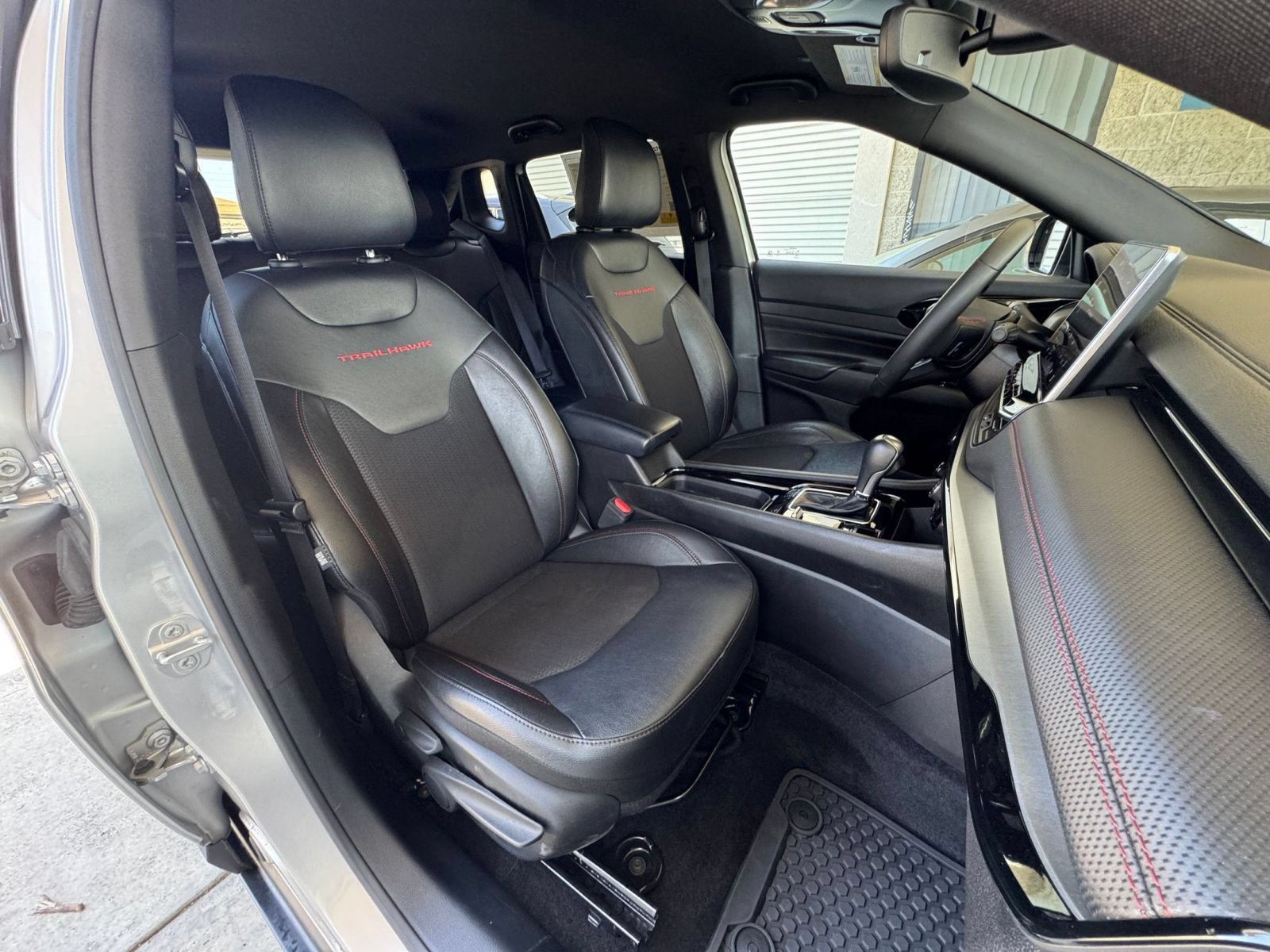 Thumbnail: 2025 Jeep Compass - 35
