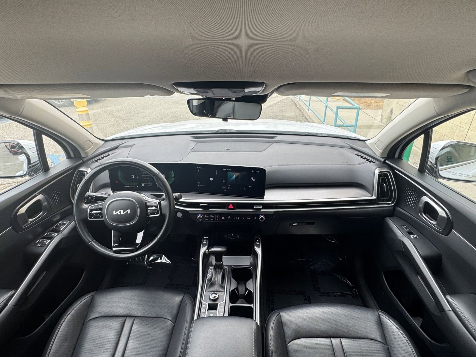 Thumbnail: 2024 Kia Sorento - 35