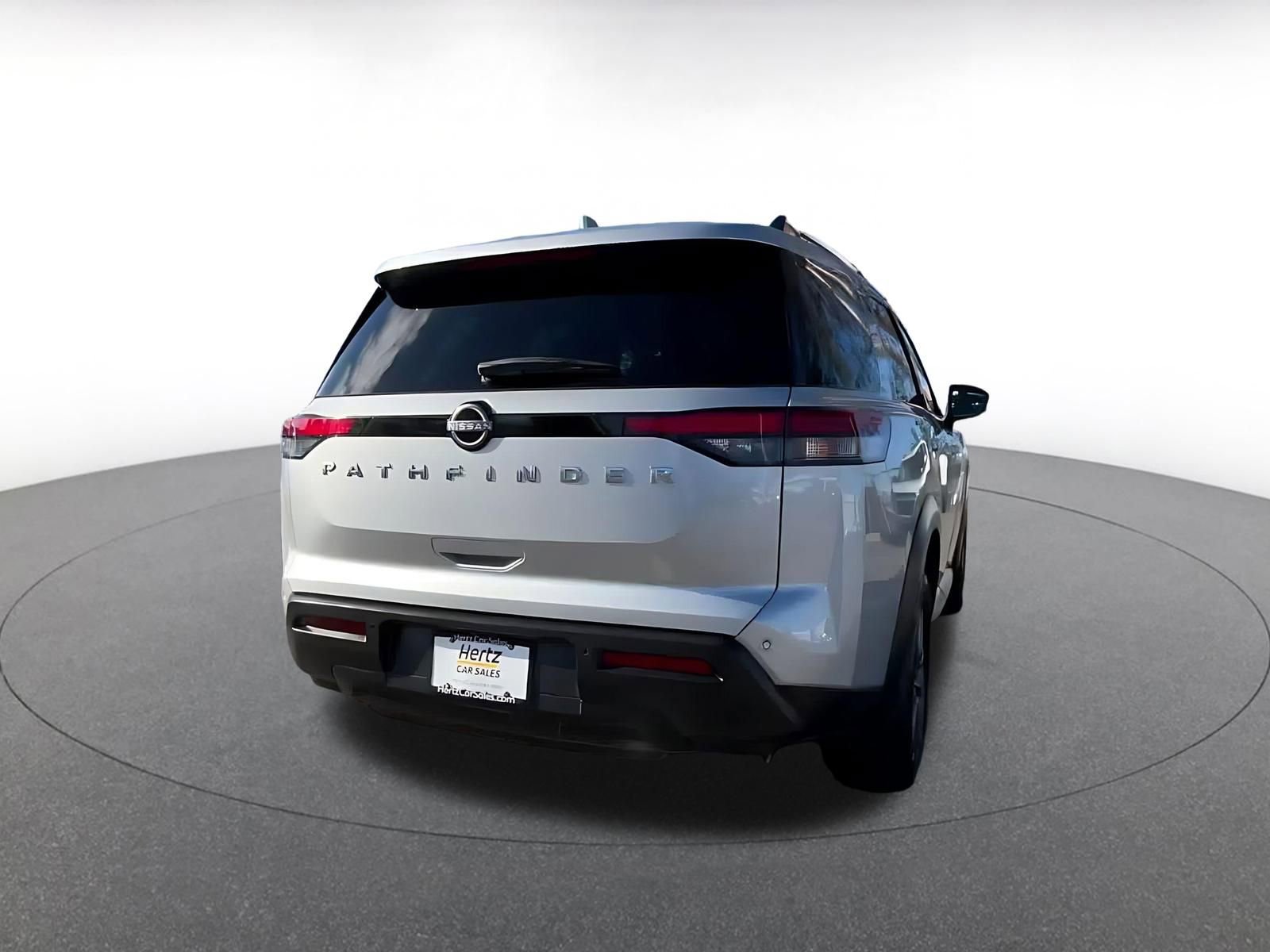 Thumbnail: 2025 Nissan Pathfinder - 15