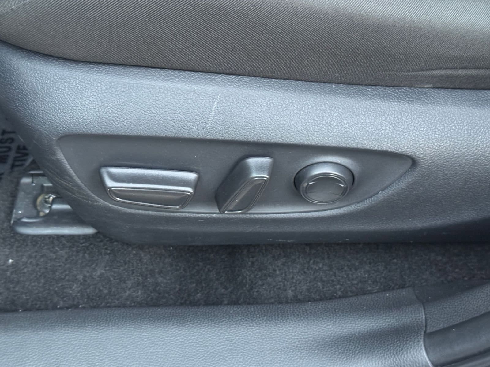 Thumbnail: 2025 Toyota RAV4 - 22