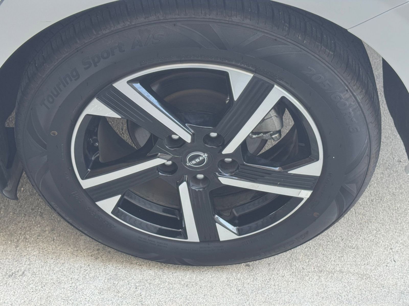 Thumbnail: 2024 Nissan Sentra - 29