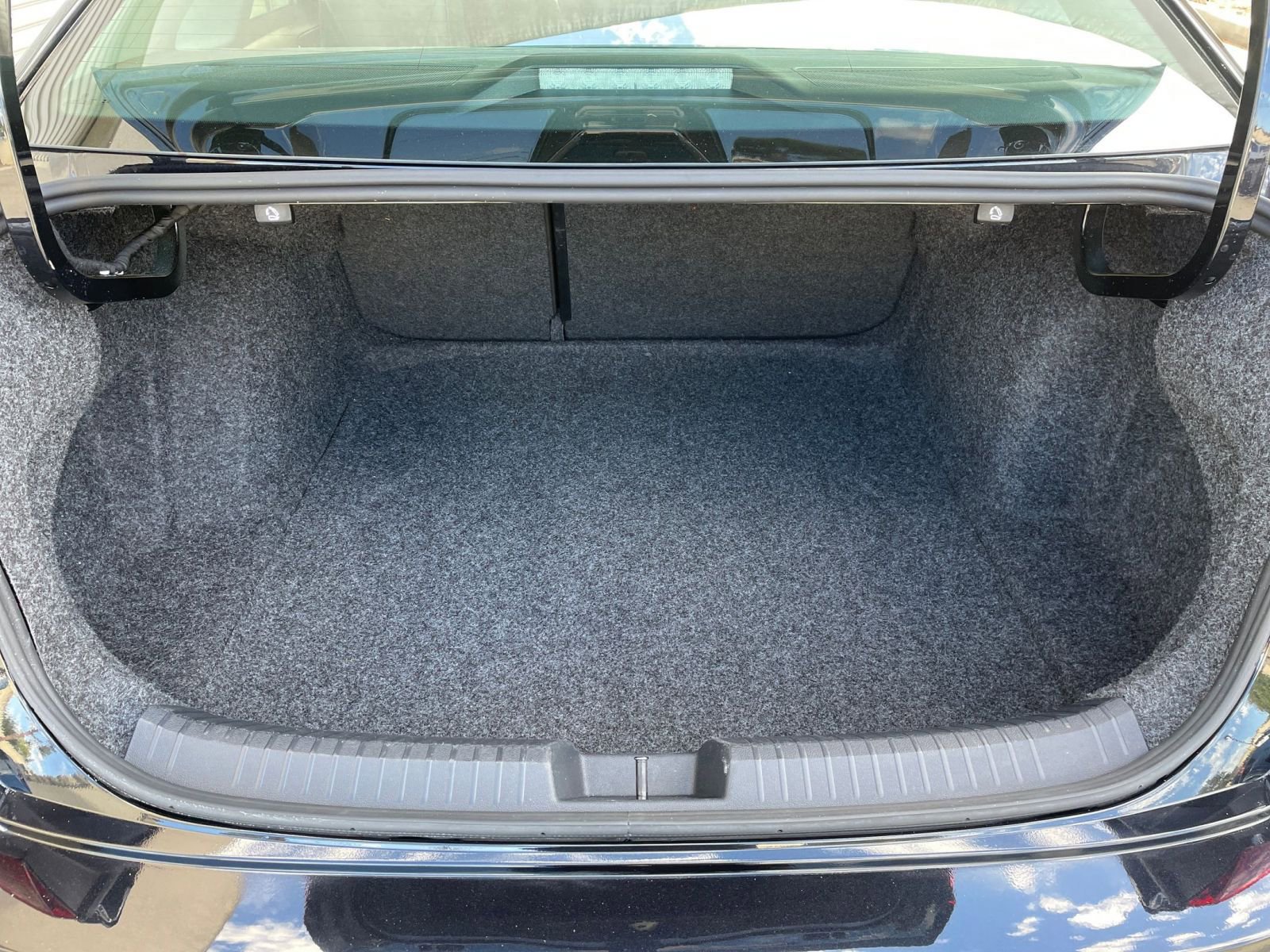 Thumbnail: 2025 Volkswagen Jetta - 31