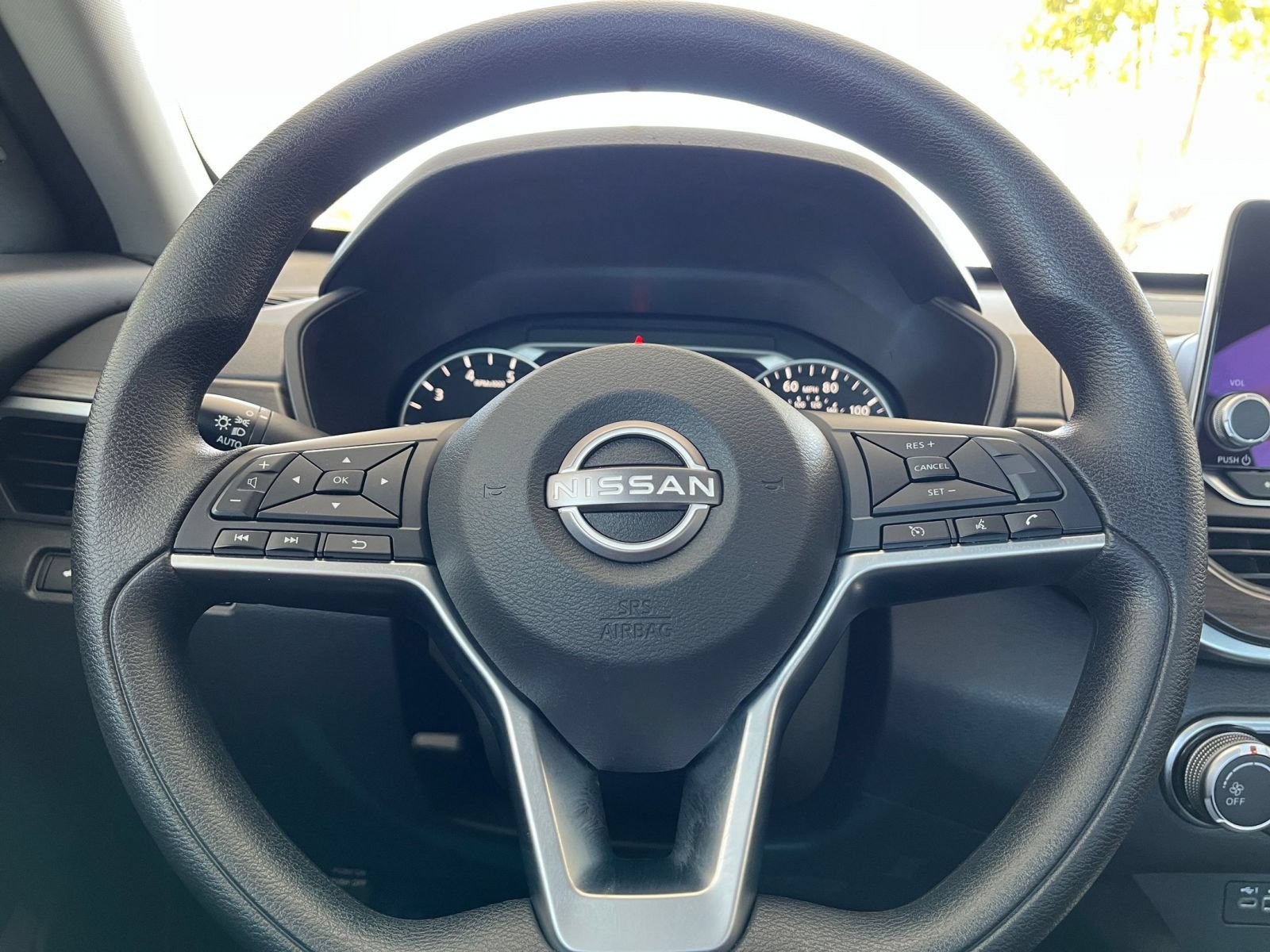 Thumbnail: 2025 Nissan Altima - 29