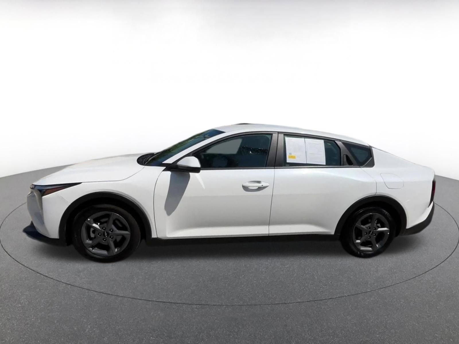 Thumbnail: 2025 Kia K4 - 9