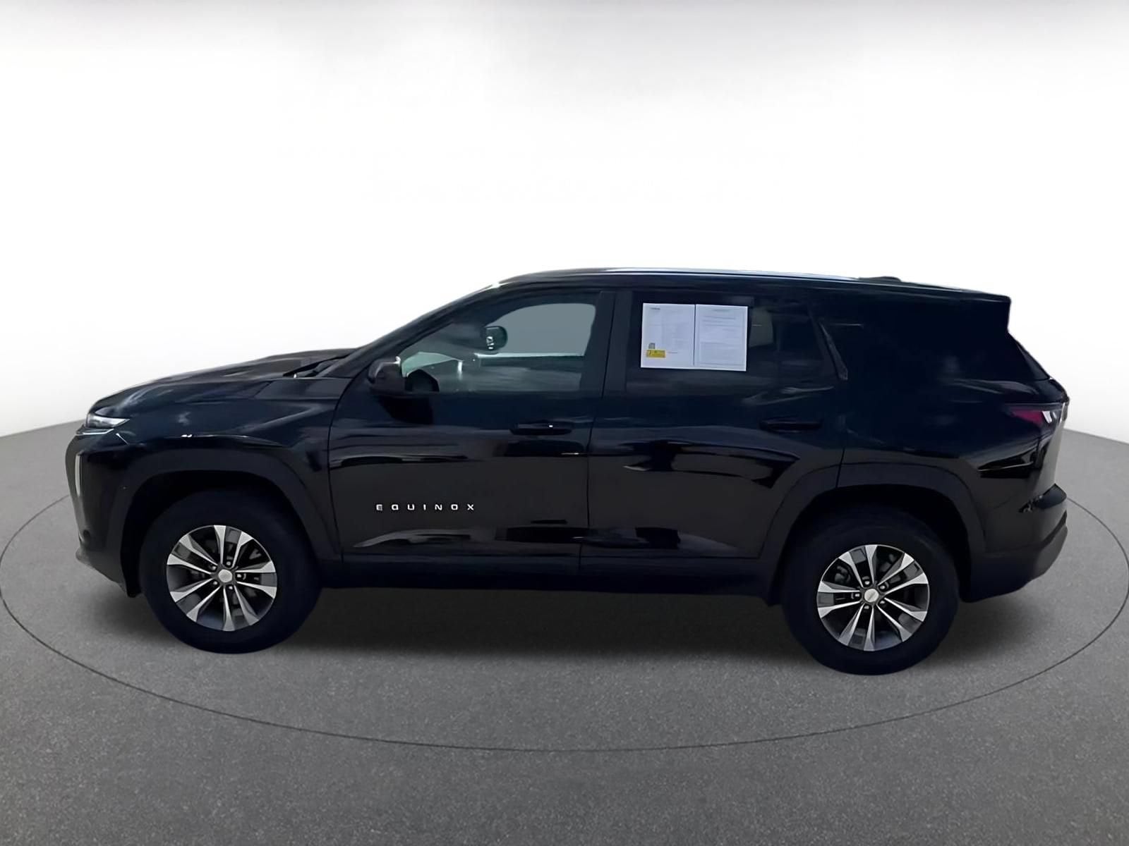 Thumbnail: 2025 Chevrolet Equinox - 9