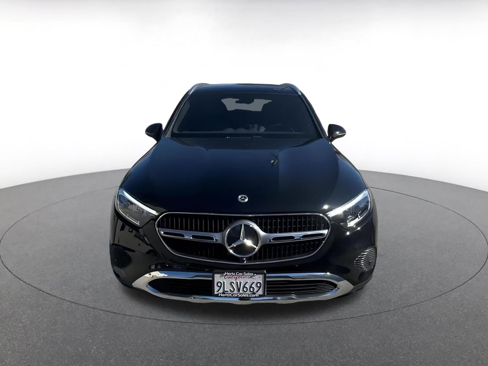 Thumbnail: 2024 Mercedes-Benz GLC - 3