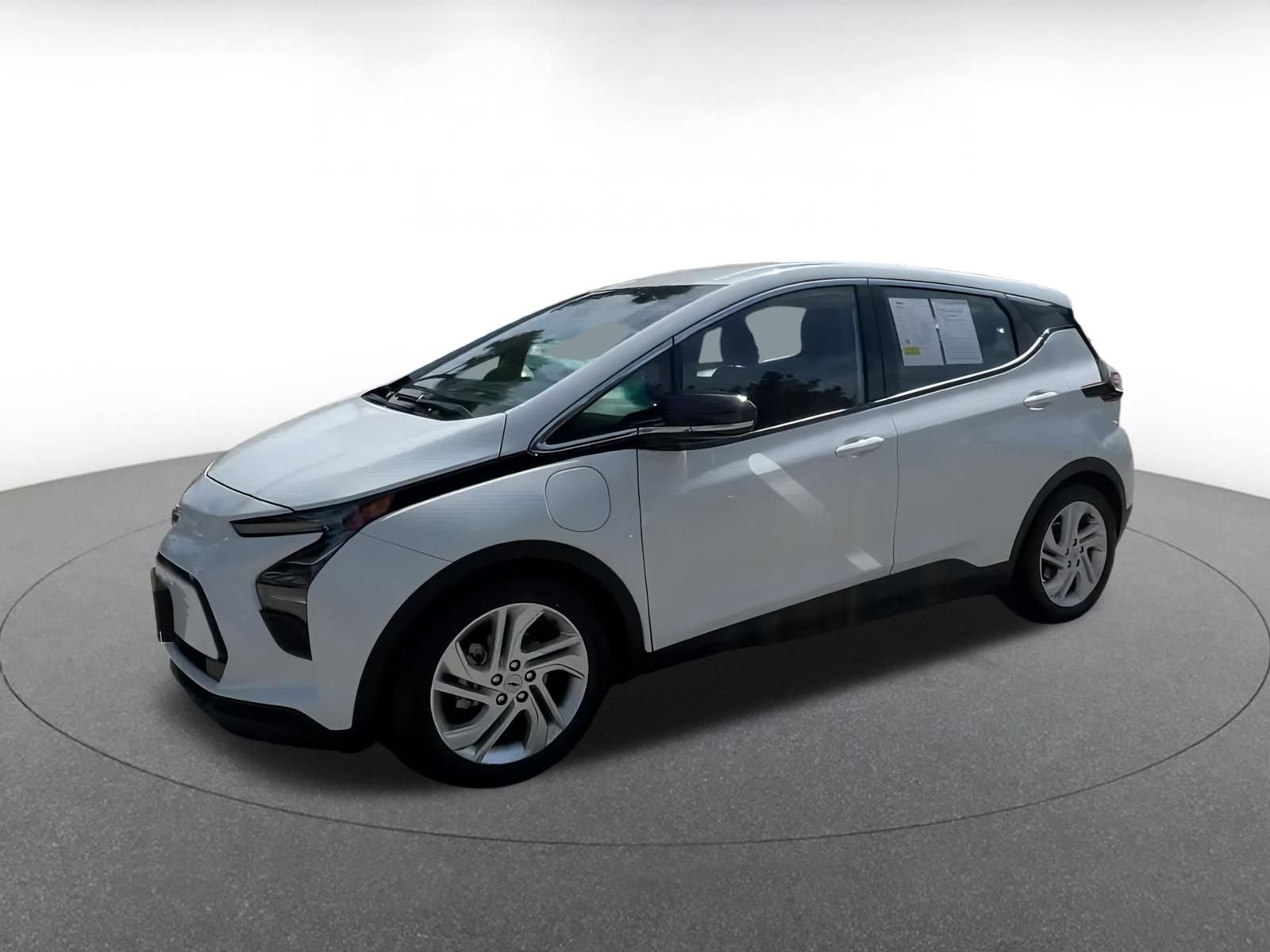 Thumbnail: 2023 Chevrolet Bolt EV - 8
