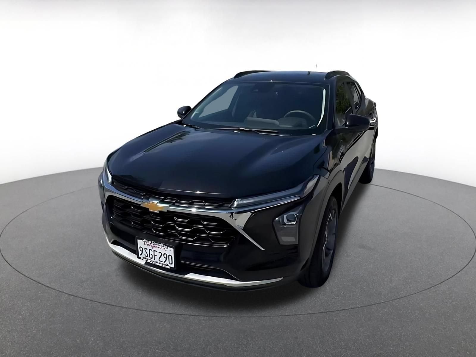 Thumbnail: 2025 Chevrolet Trax - 6