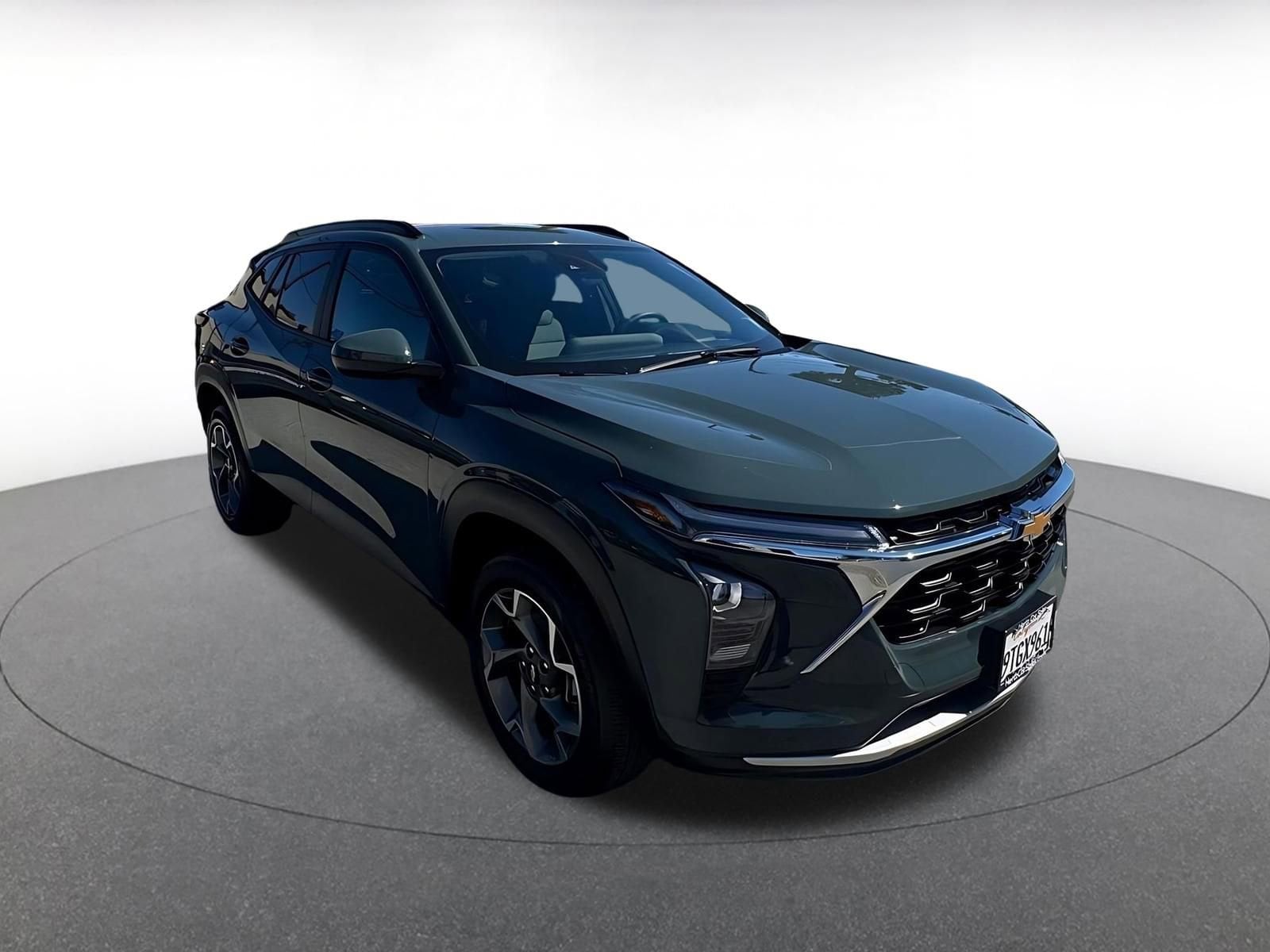 Thumbnail: 2025 Chevrolet Trax - 1