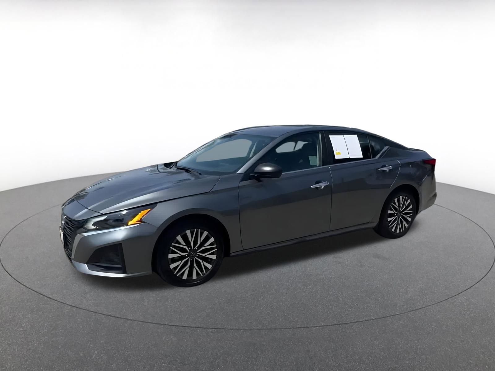 Thumbnail: 2024 Nissan Altima - 8