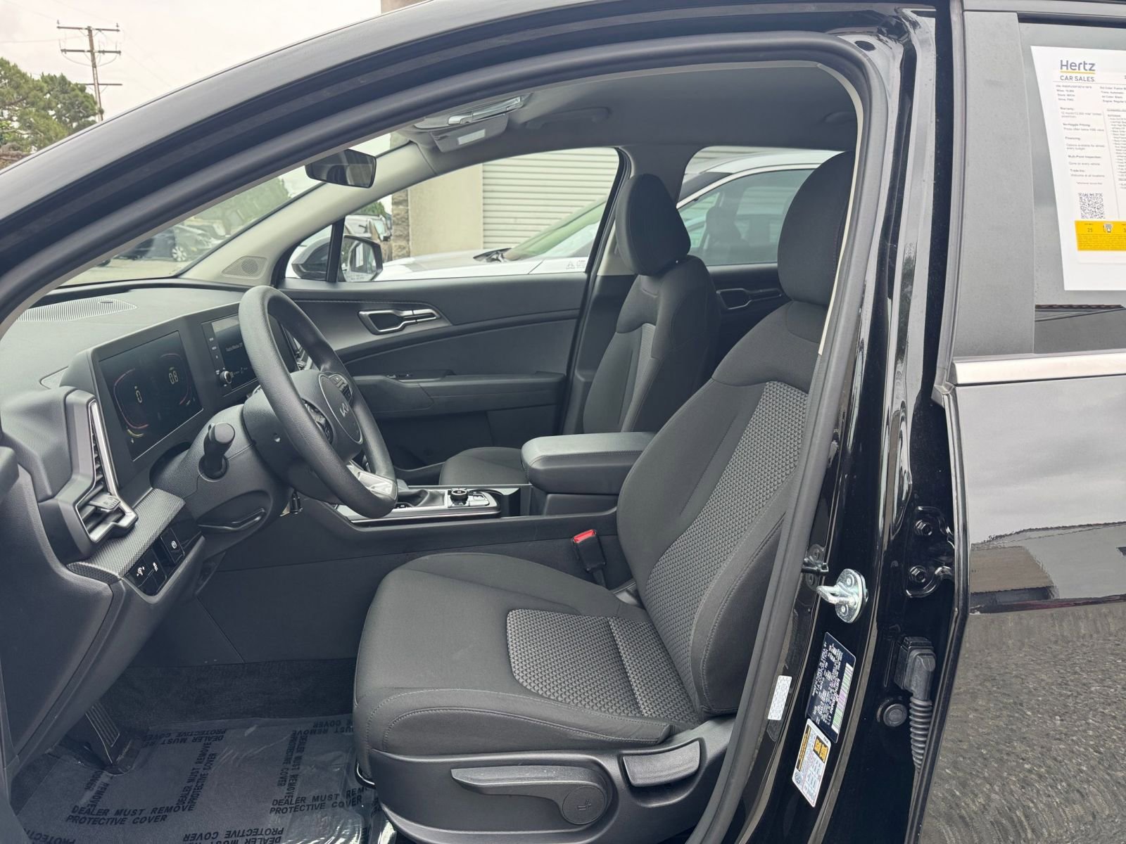 Thumbnail: 2025 Kia Sportage - 25