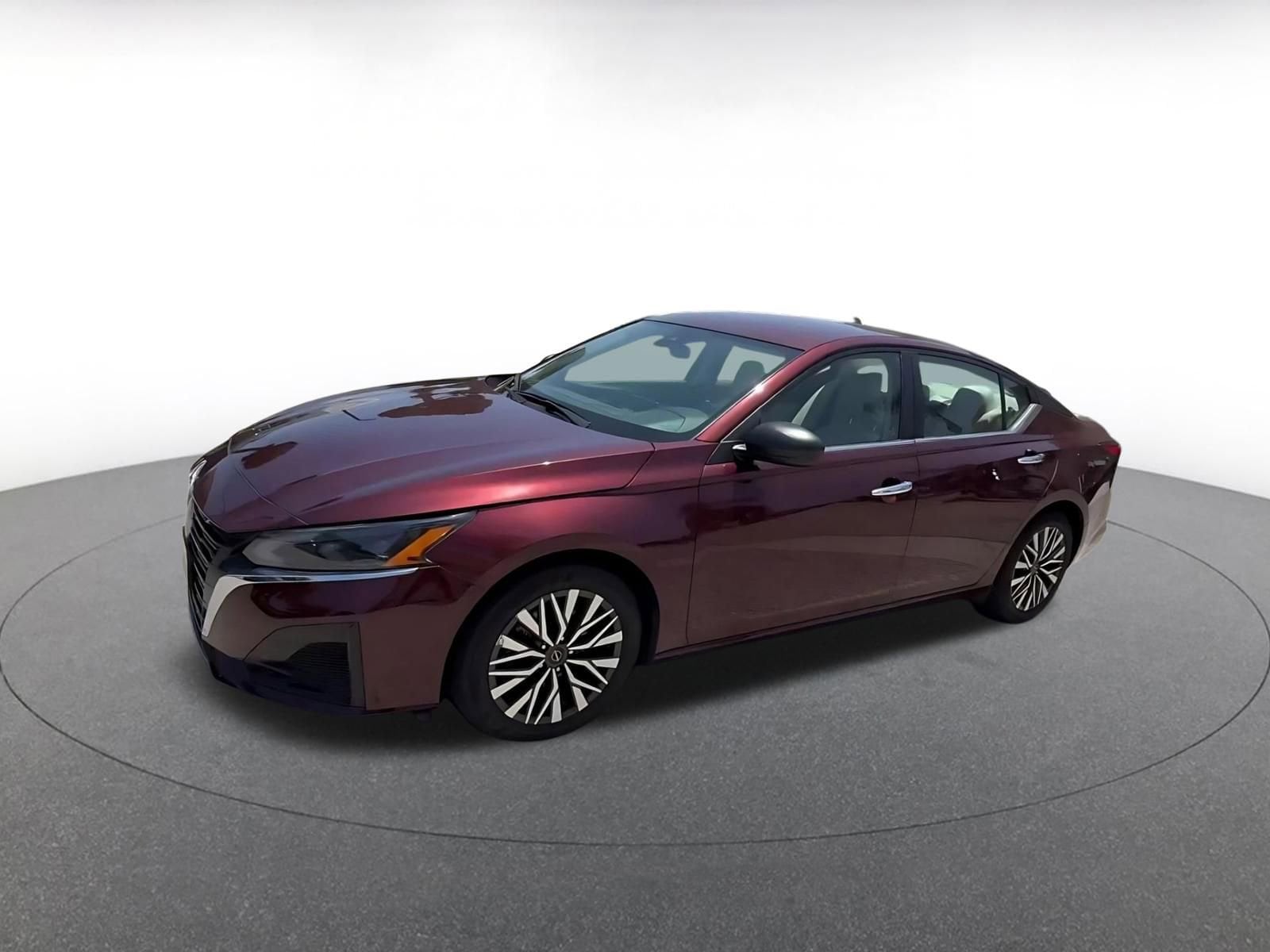 Thumbnail: 2025 Nissan Altima - 7