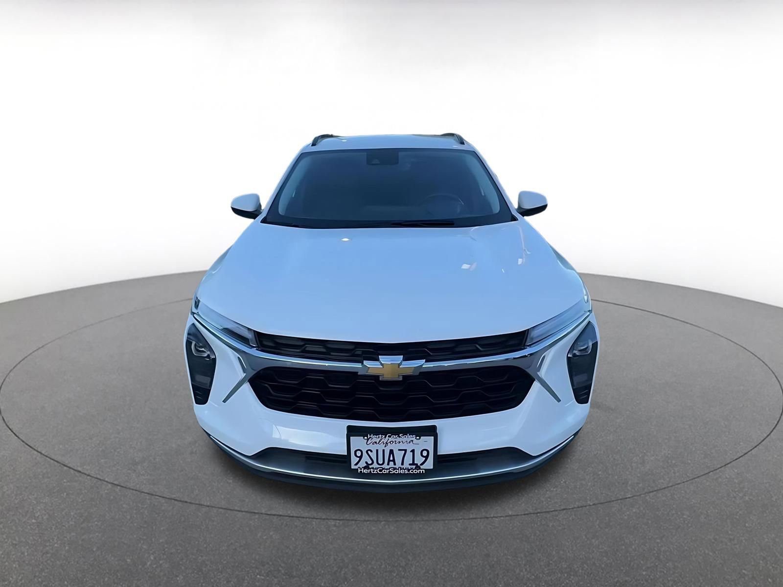 Thumbnail: 2025 Chevrolet Trax - 4