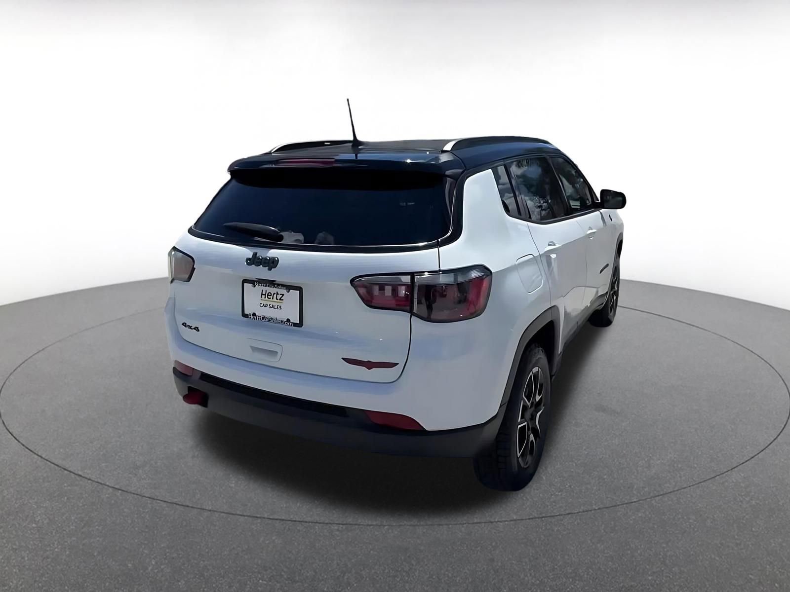 Thumbnail: 2025 Jeep Compass - 14