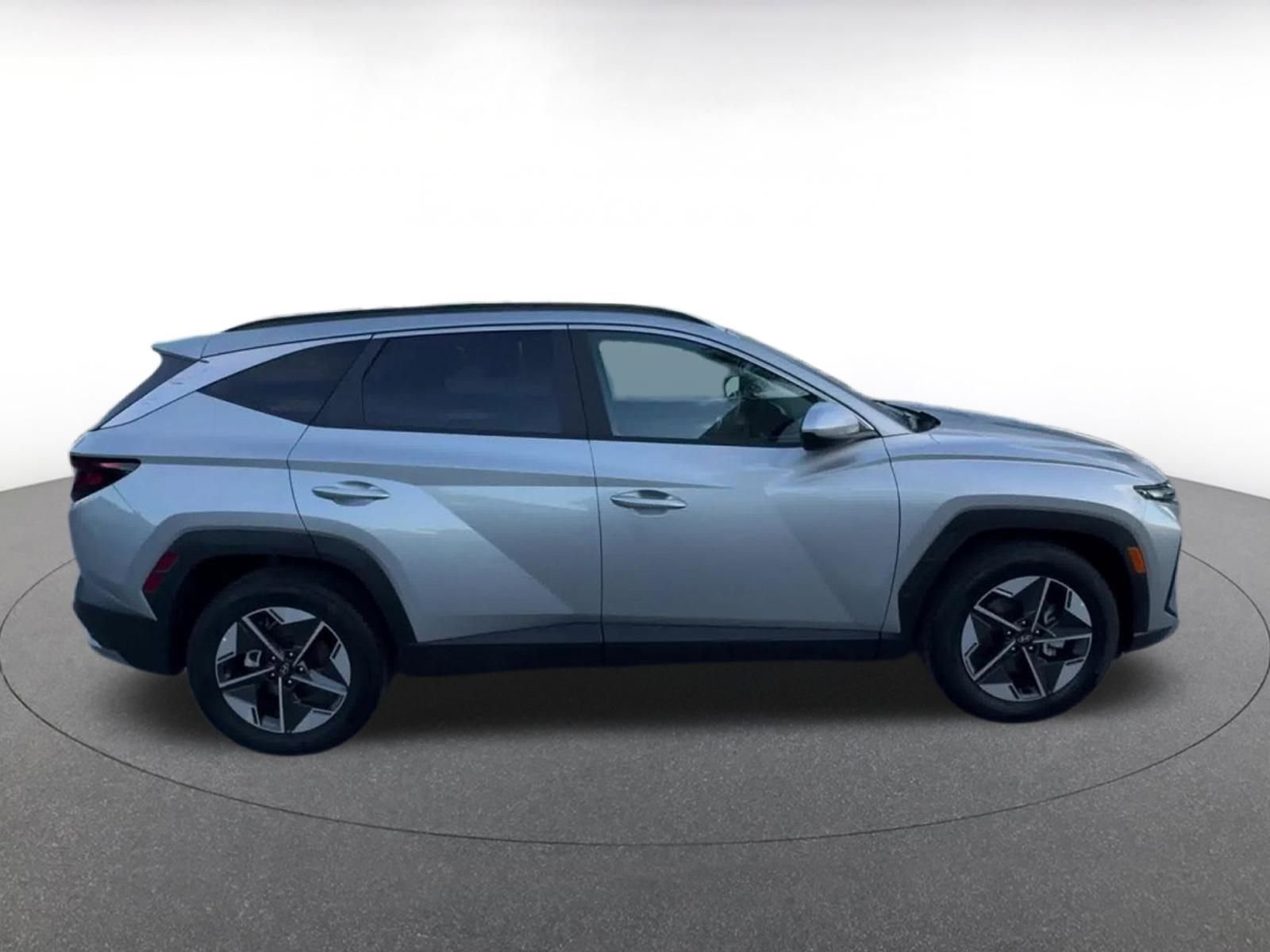 Thumbnail: 2025 Hyundai Tucson - 16