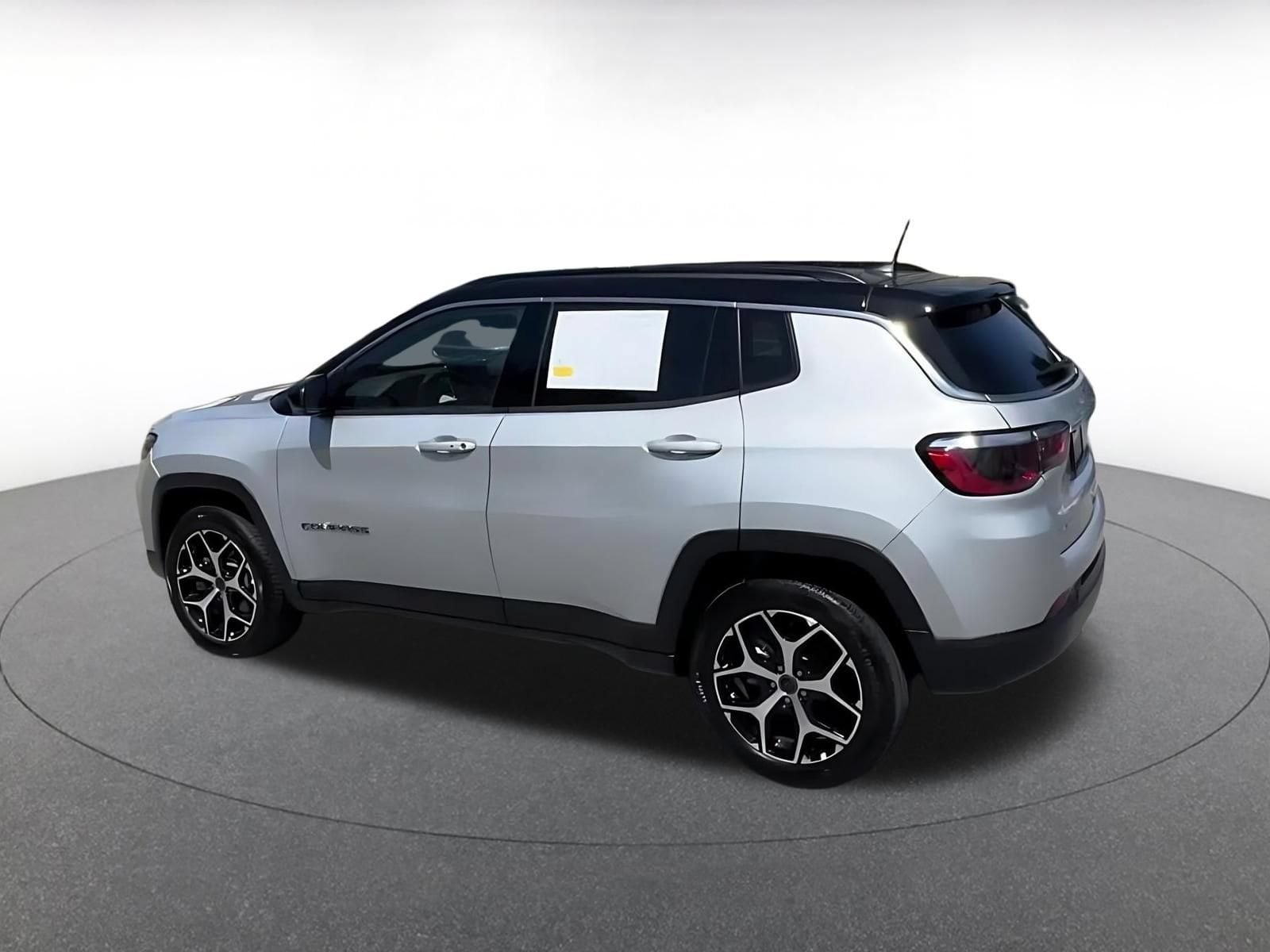 Thumbnail: 2025 Jeep Compass - 11