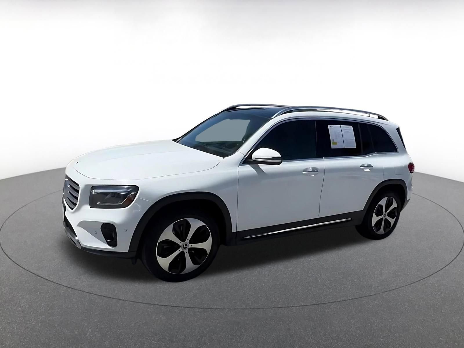 Thumbnail: 2025 Mercedes-Benz GLB - 8