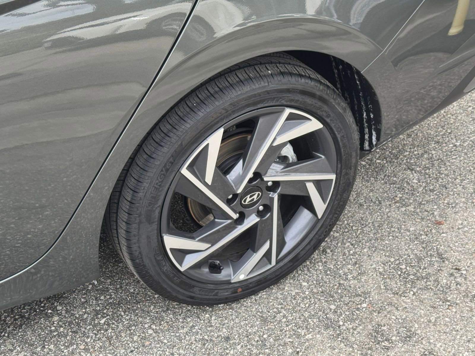 Thumbnail: 2025 Hyundai Elantra - 32