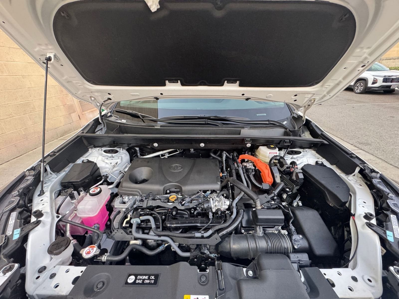 Thumbnail: 2025 Toyota RAV4 - 31