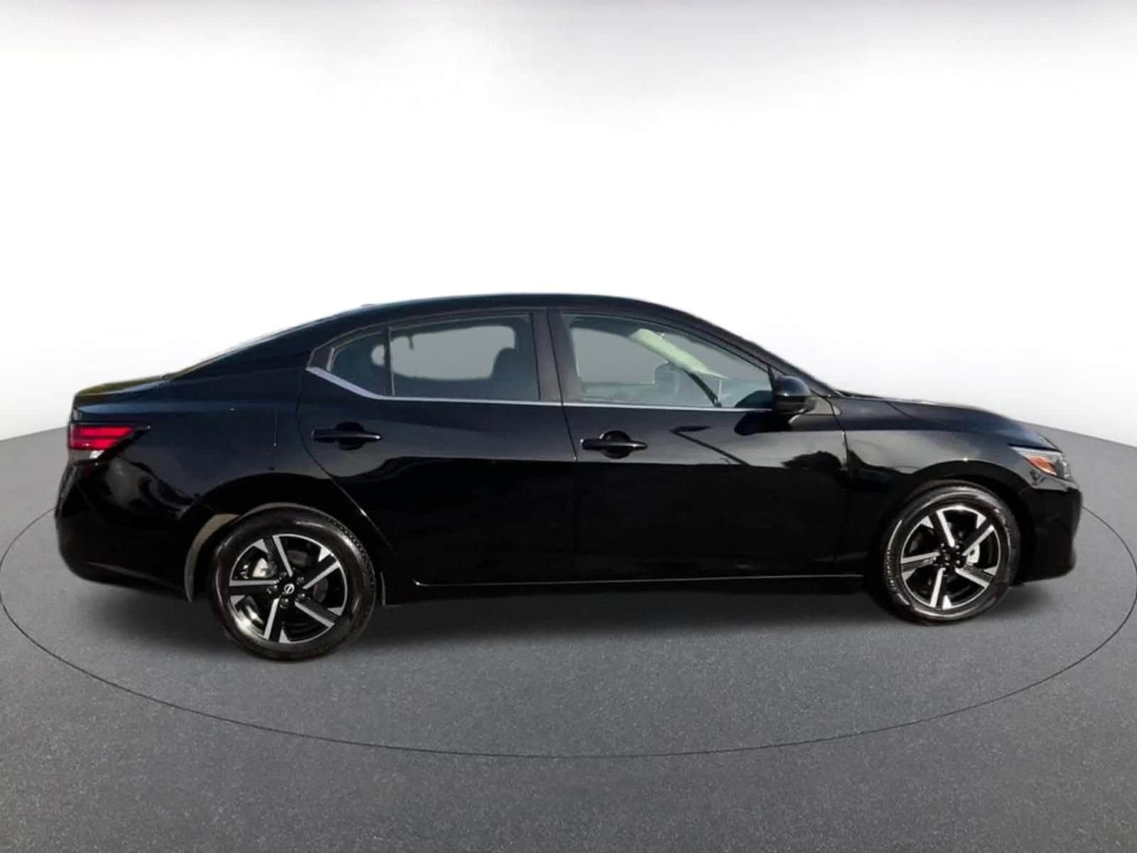 Thumbnail: 2025 Nissan Sentra - 16