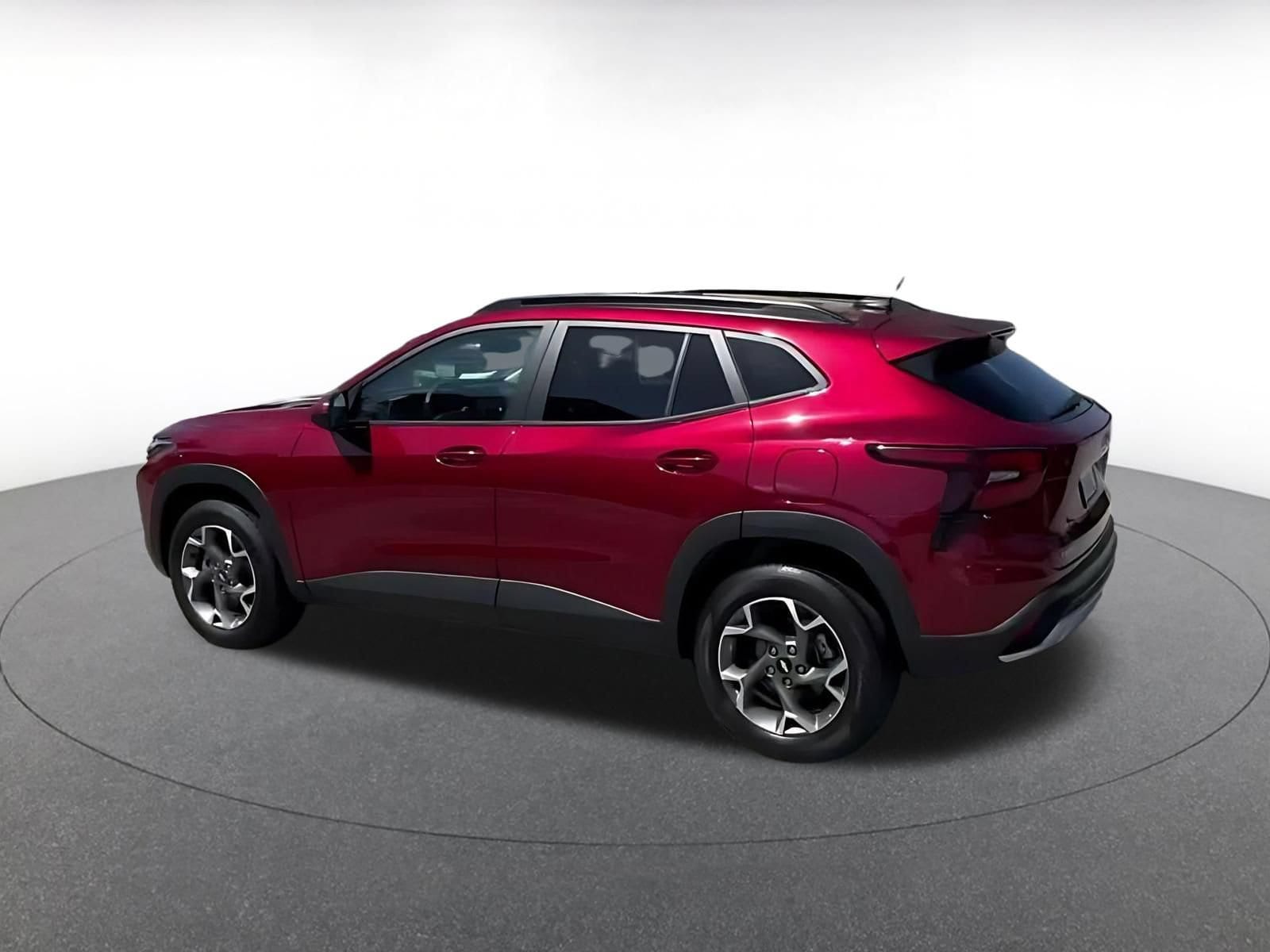 Thumbnail: 2025 Chevrolet Trax - 8