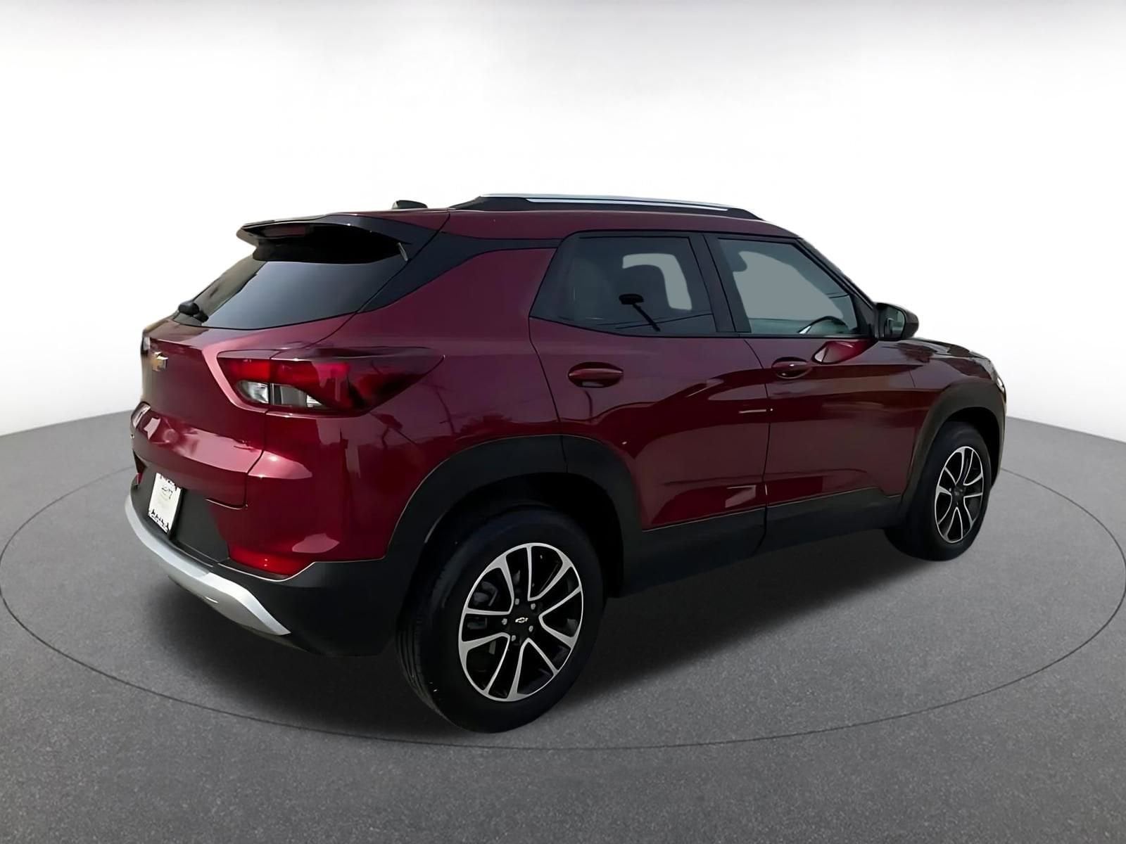 Thumbnail: 2025 Chevrolet TrailBlazer - 15