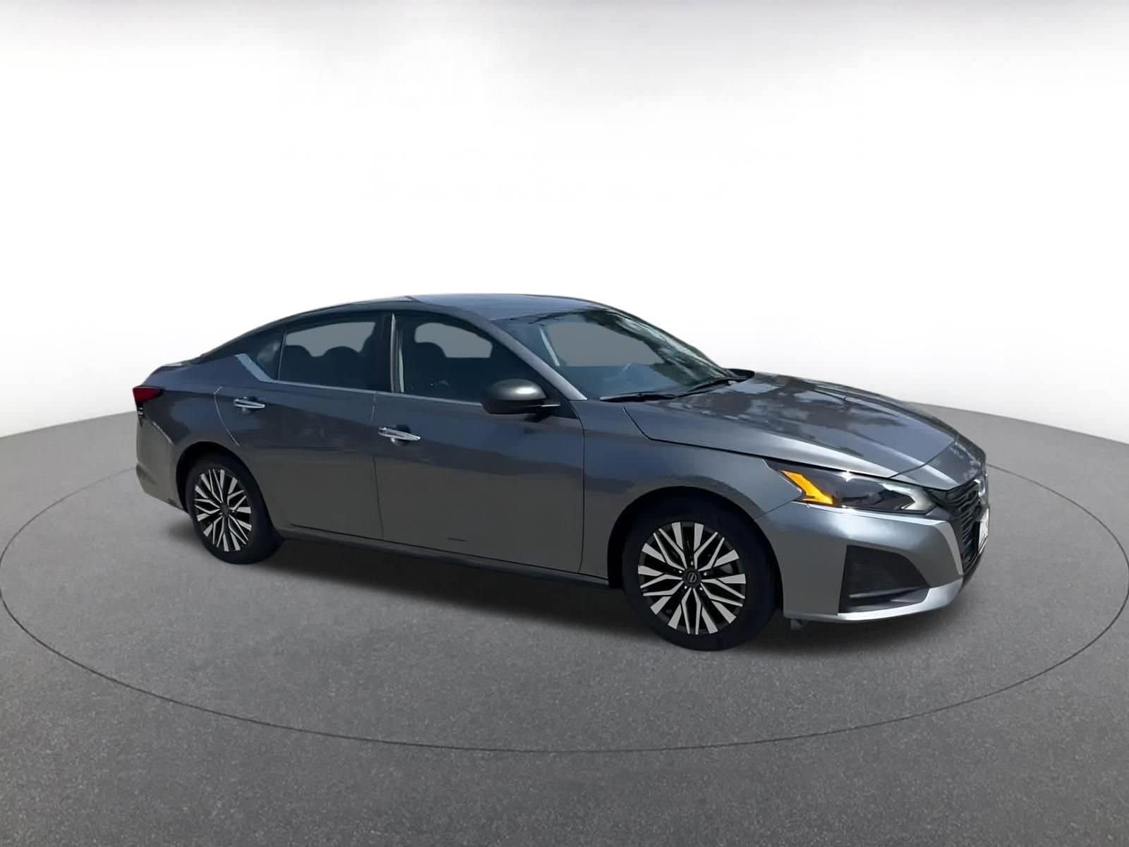 Thumbnail: 2024 Nissan Altima - 2
