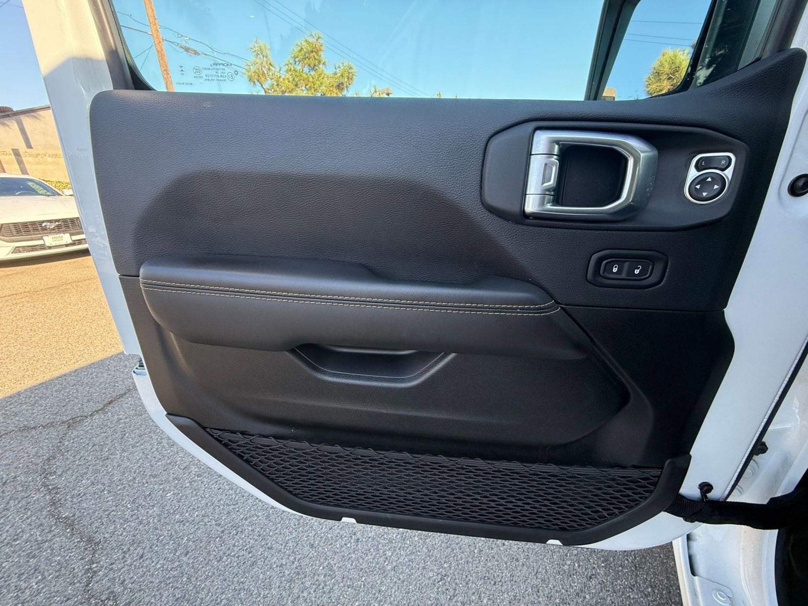 Thumbnail: 2025 Jeep Wrangler - 20