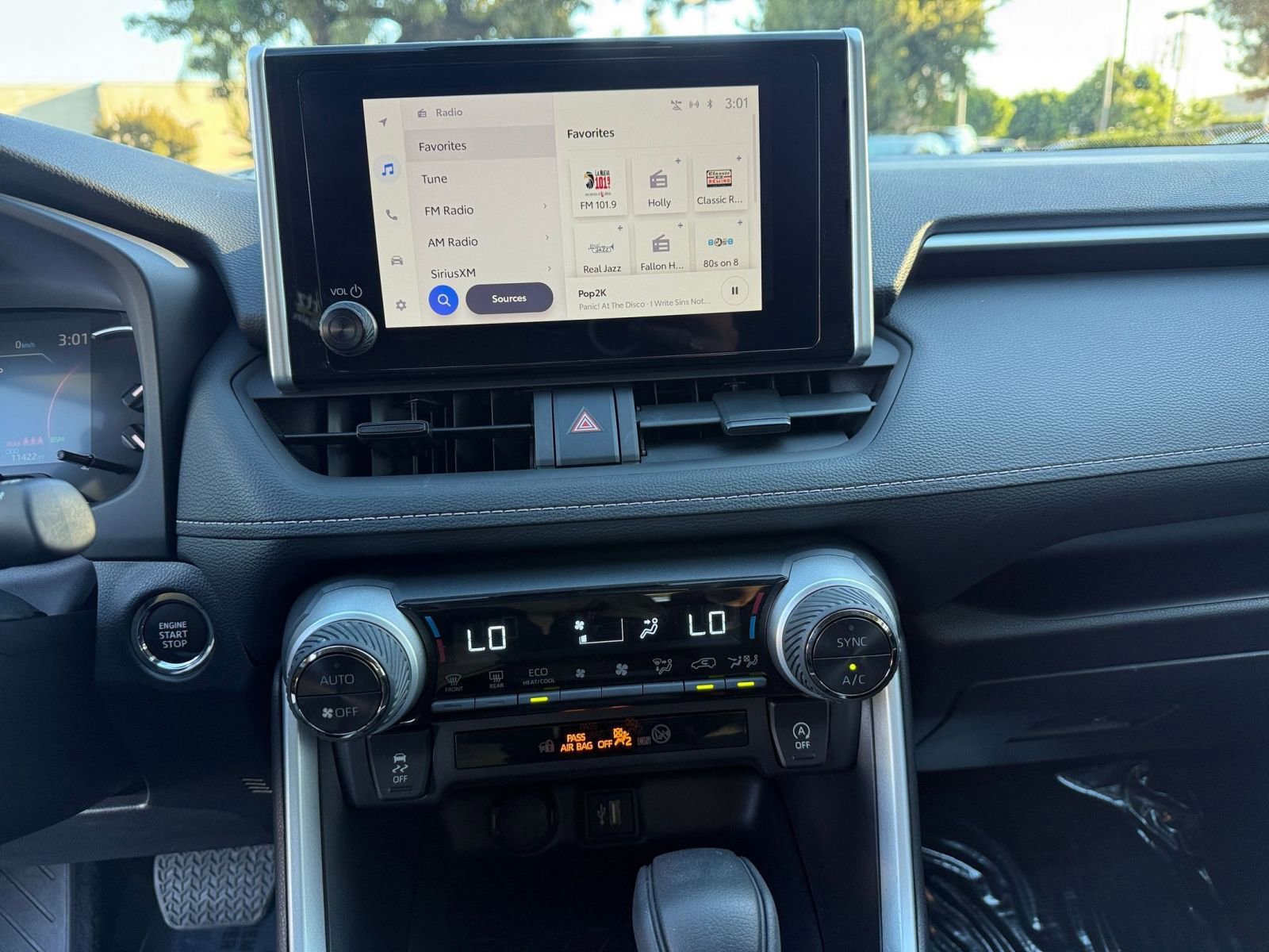 Thumbnail: 2025 Toyota RAV4 - 18