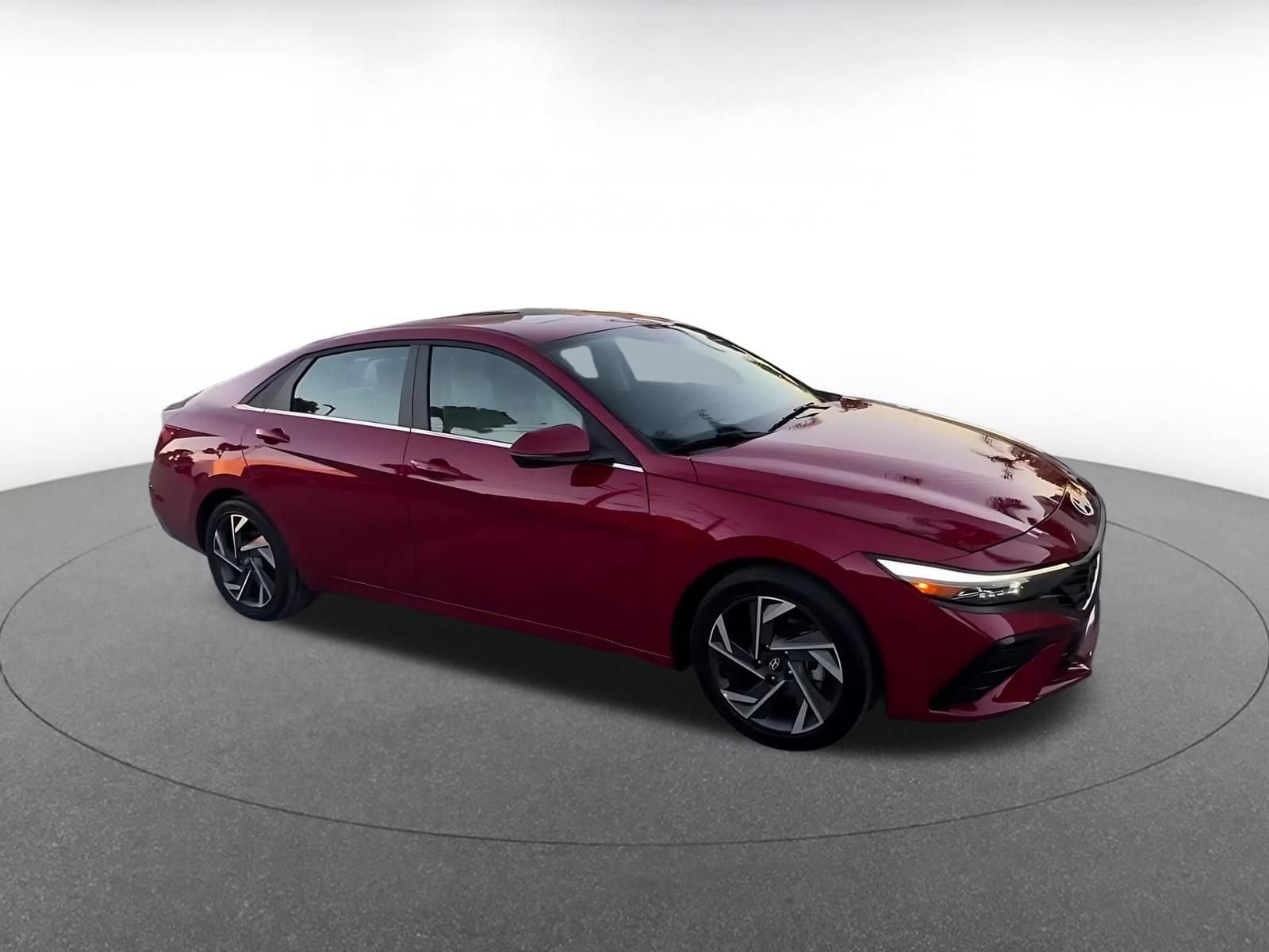 Thumbnail: 2025 Hyundai Elantra - 2