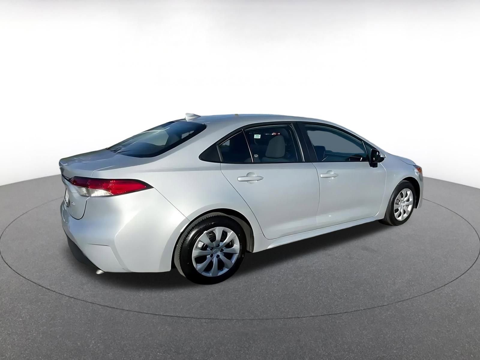 Thumbnail: 2025 Toyota Corolla - 14