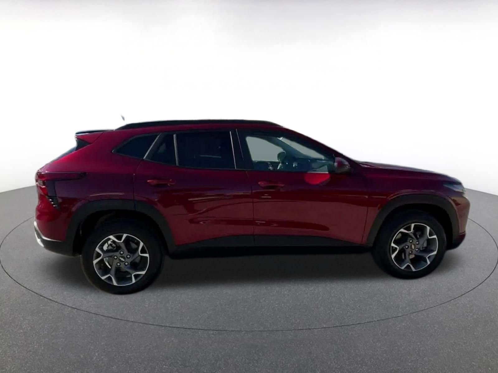 Thumbnail: 2025 Chevrolet Trax - 16