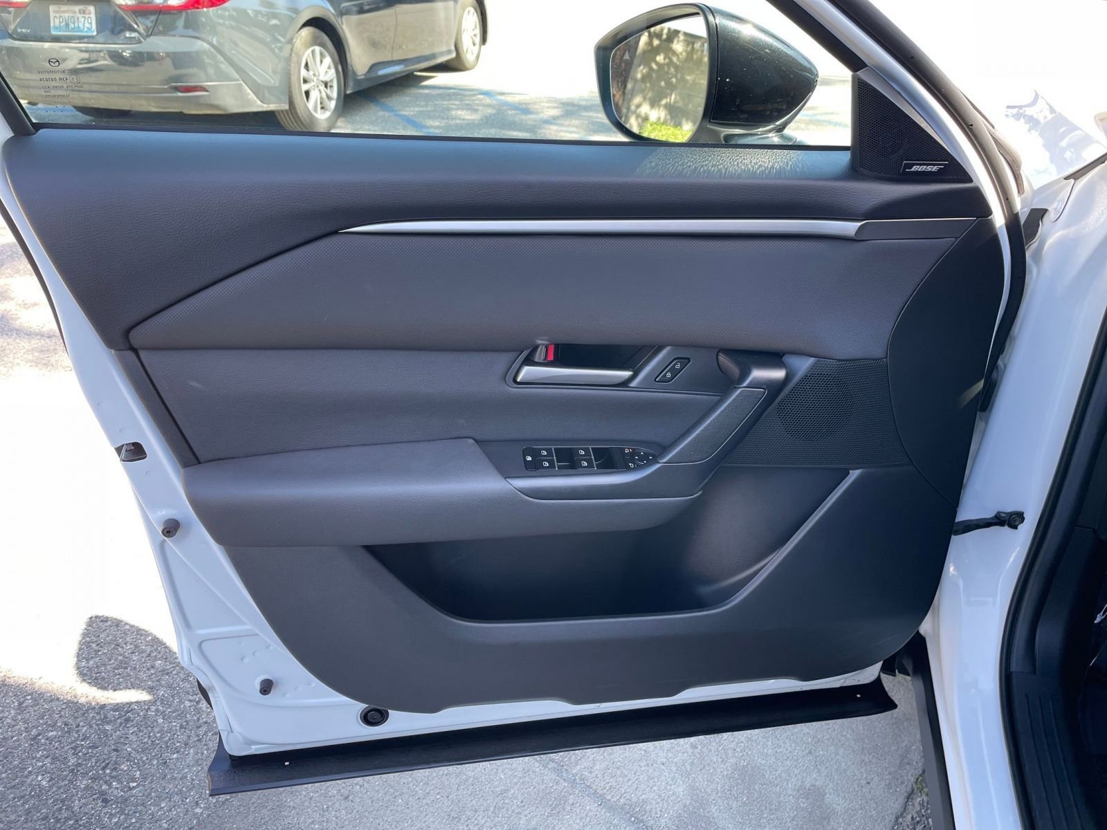 Thumbnail: 2025 Mazda CX-50 - 18