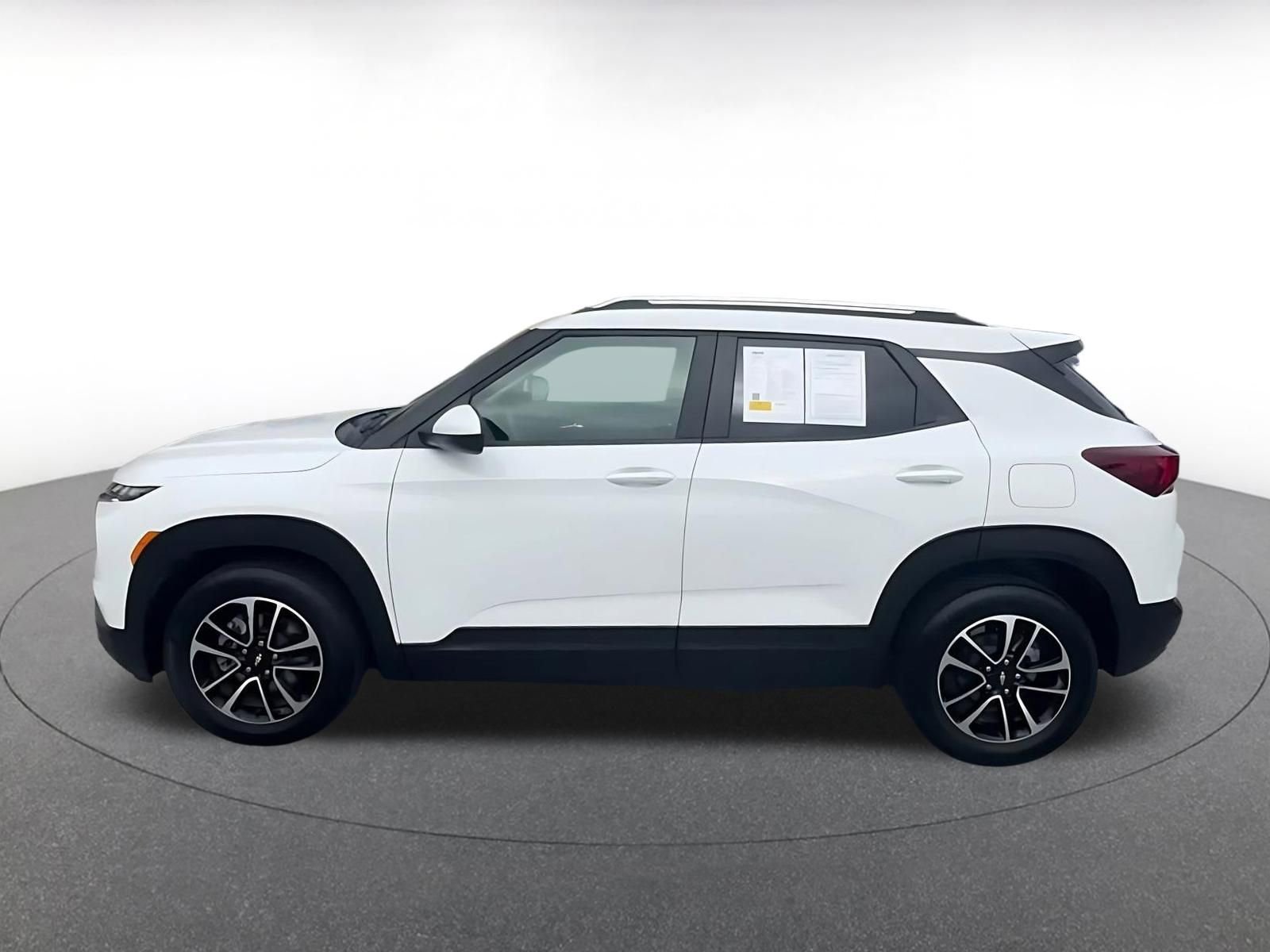 Thumbnail: 2025 Chevrolet TrailBlazer - 9