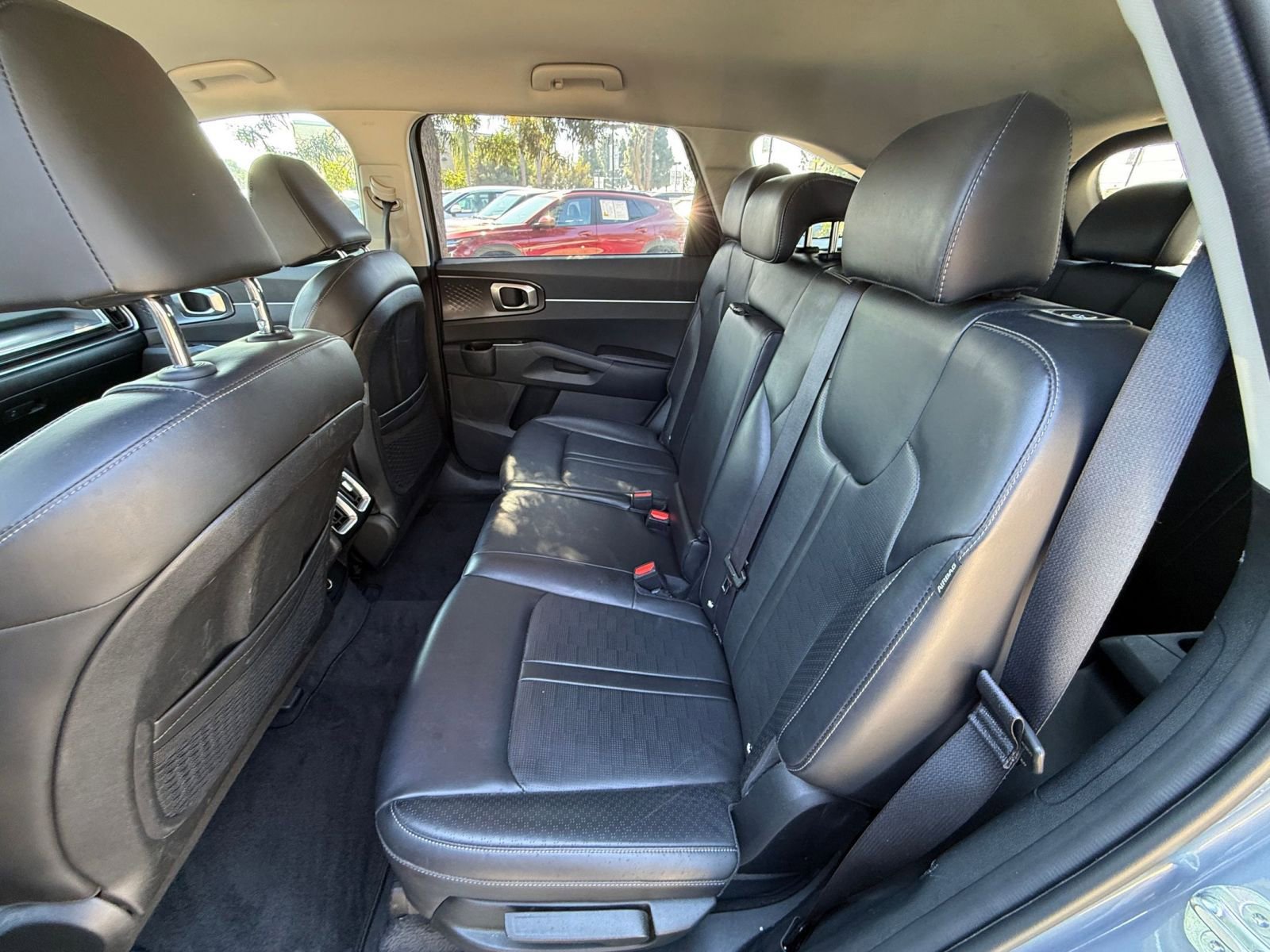 Thumbnail: 2024 Kia Sorento - 24