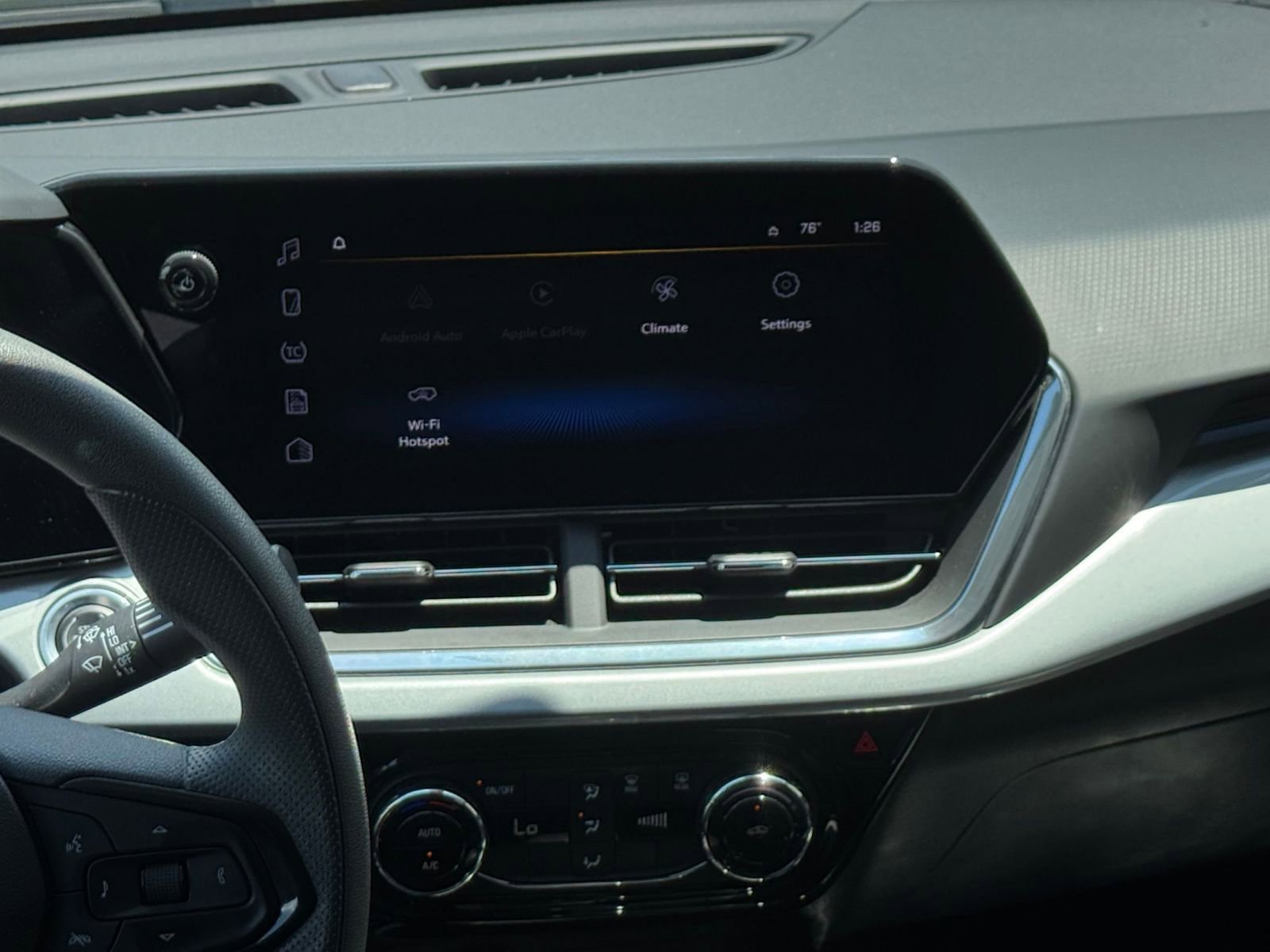 Thumbnail: 2025 Chevrolet Trax - 17