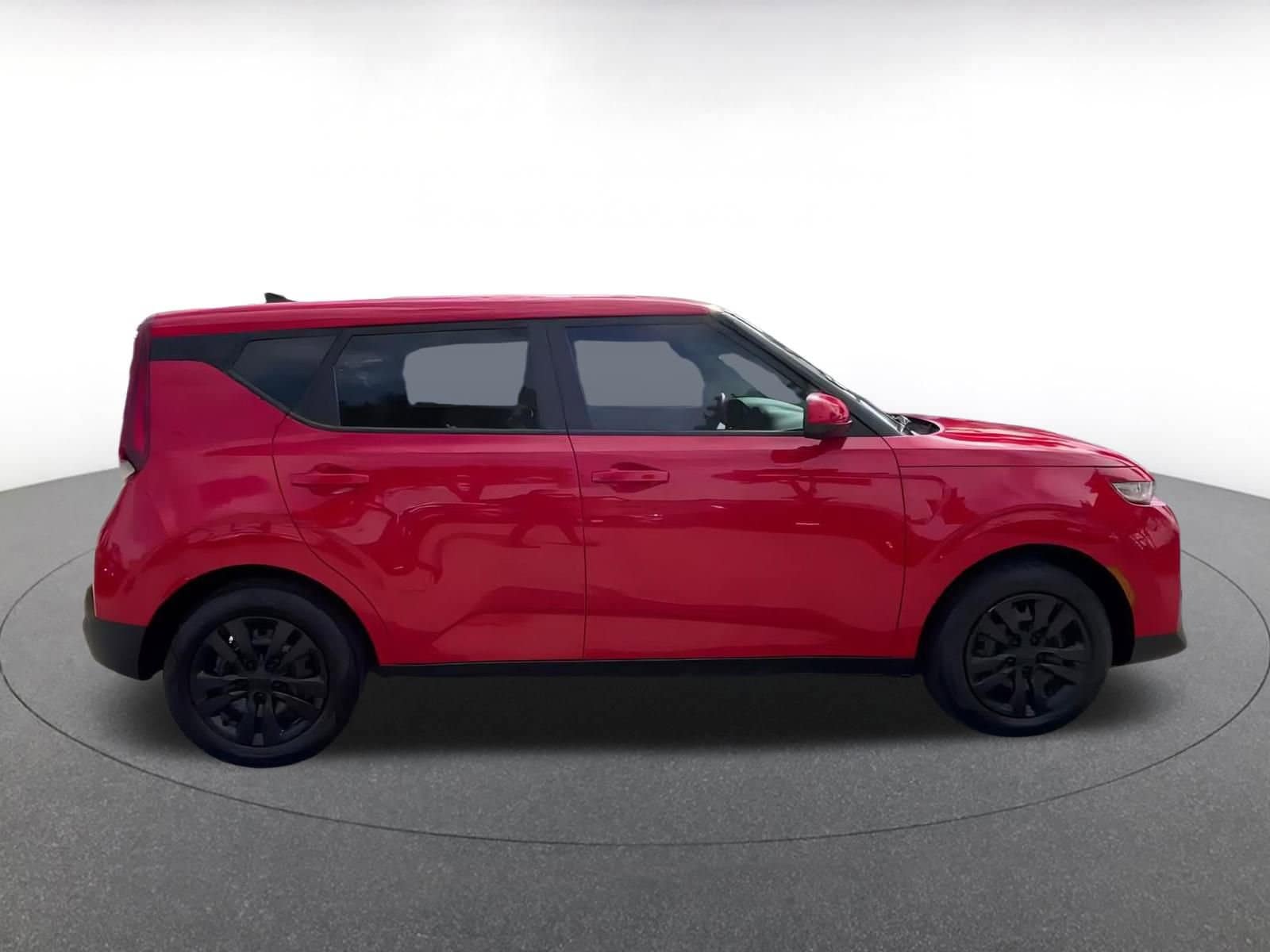 Thumbnail: 2022 Kia Soul - 16
