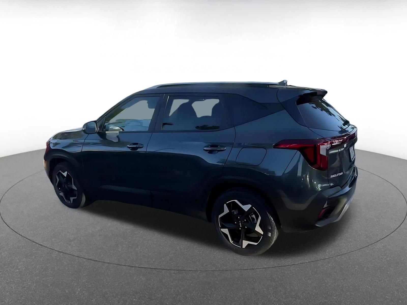 Thumbnail: 2025 Kia Seltos - 10