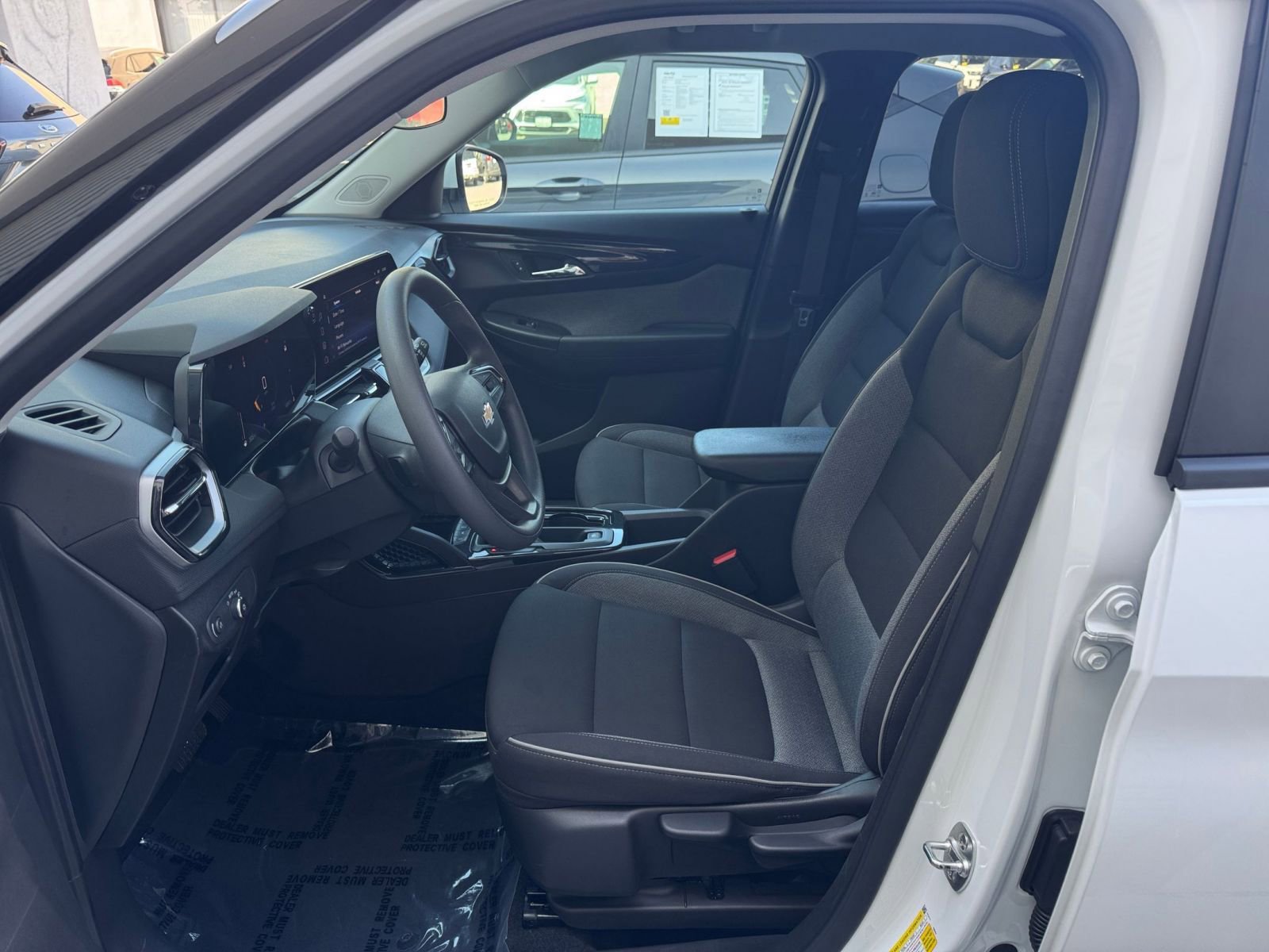 Thumbnail: 2025 Chevrolet TrailBlazer - 24